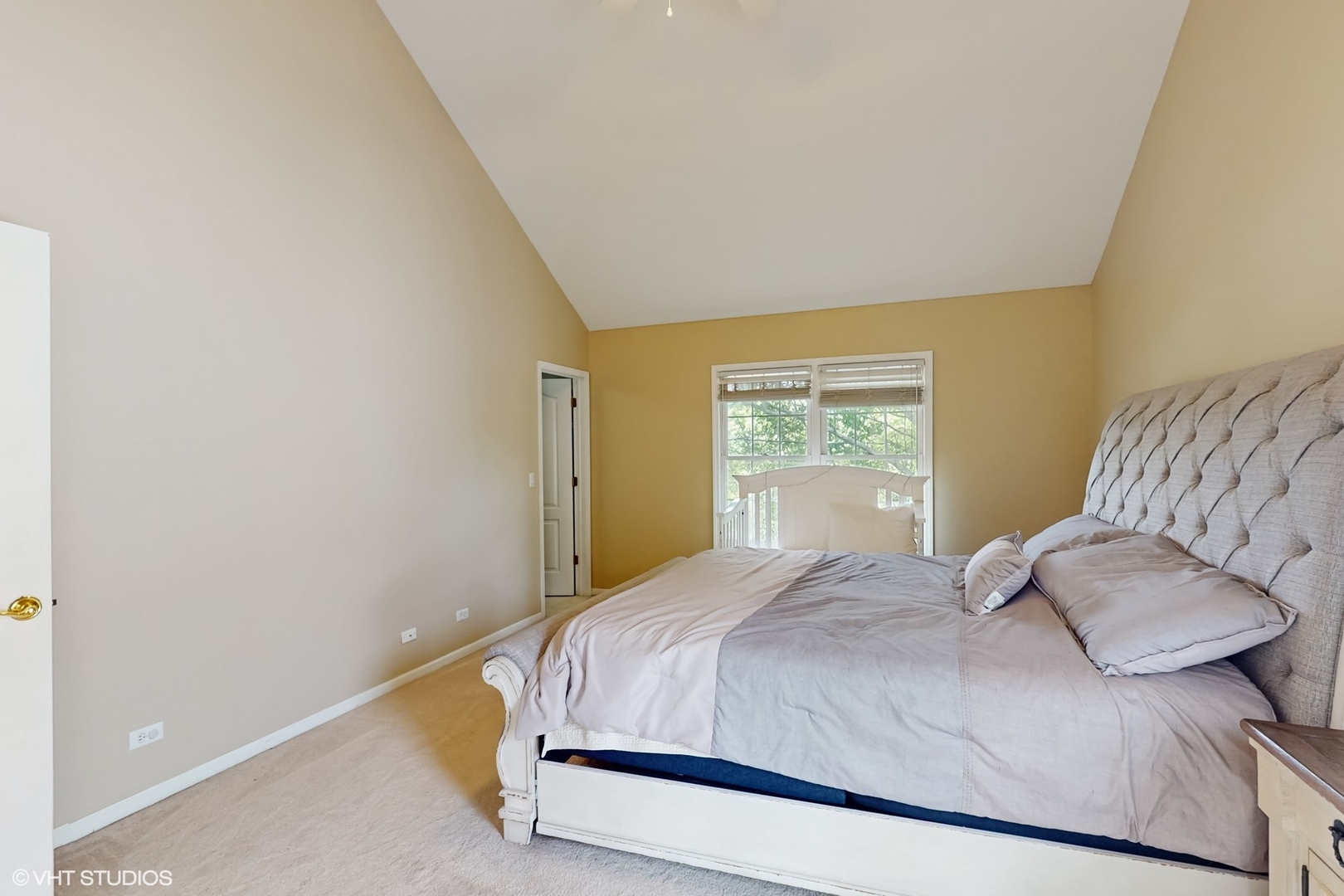 3432 Redwing Drive