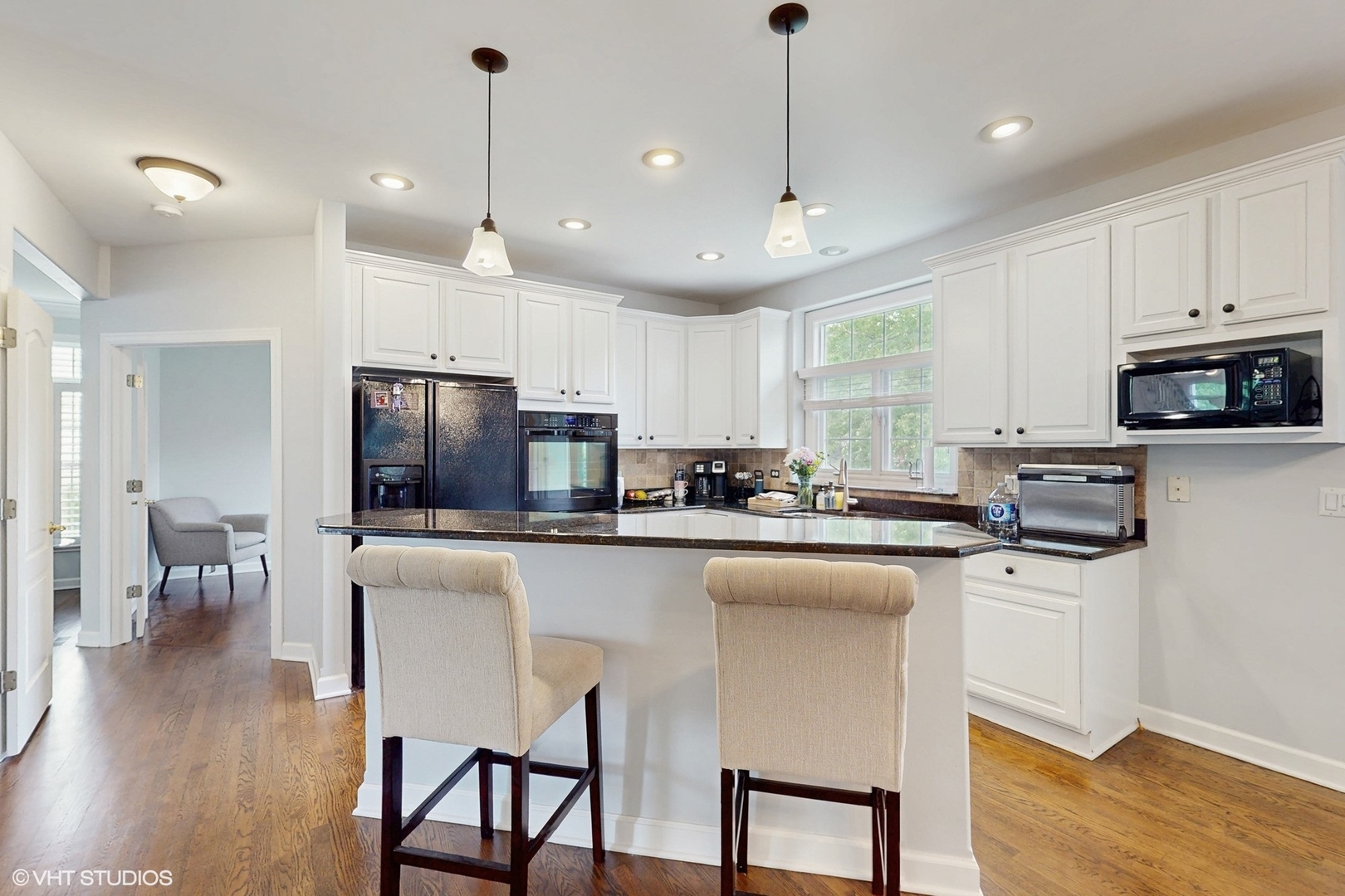 3432 Redwing Drive