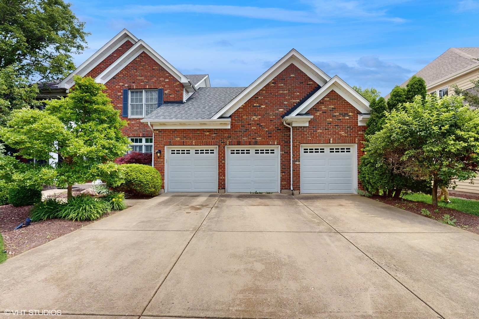 3432 Redwing Drive