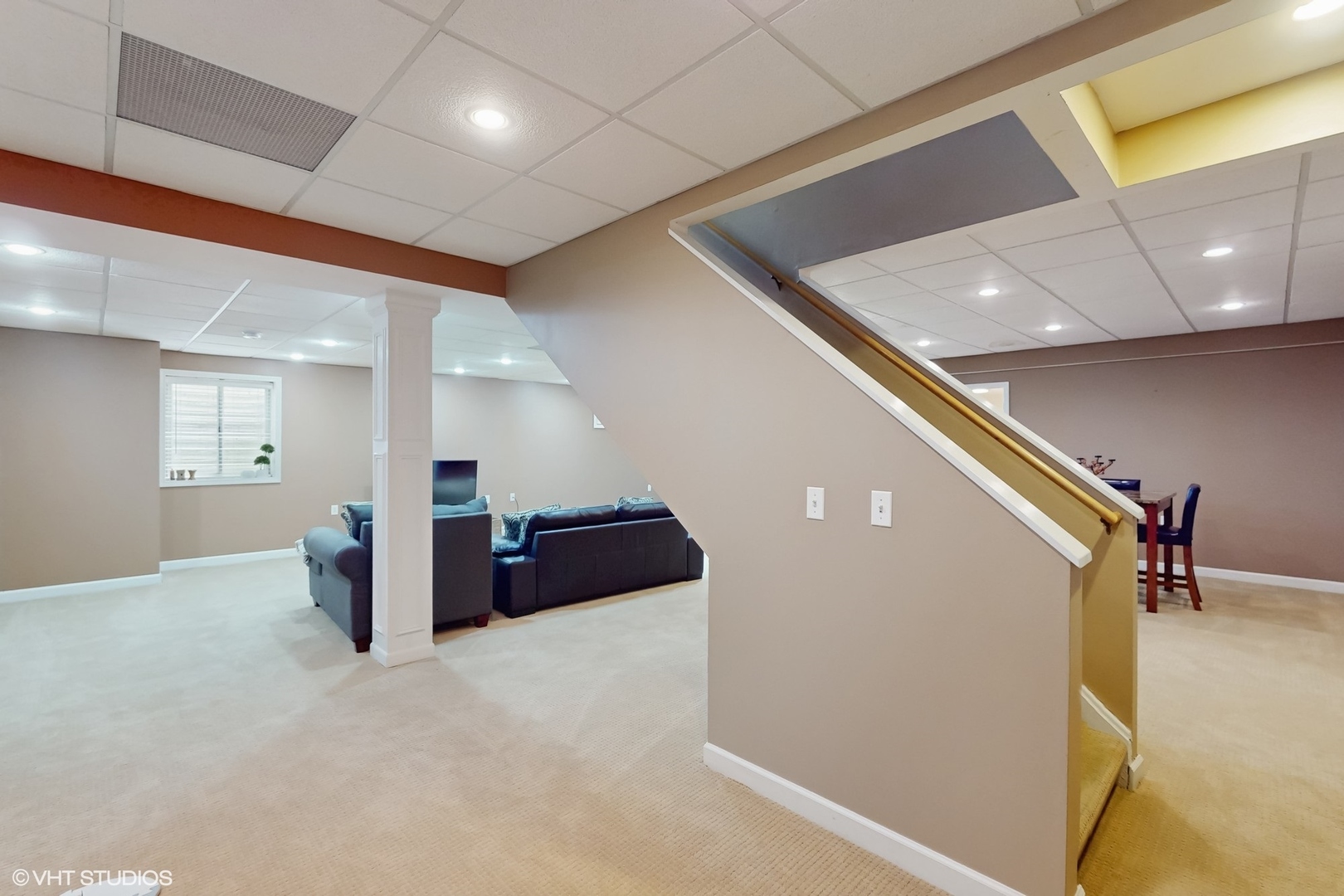3432 Redwing Drive