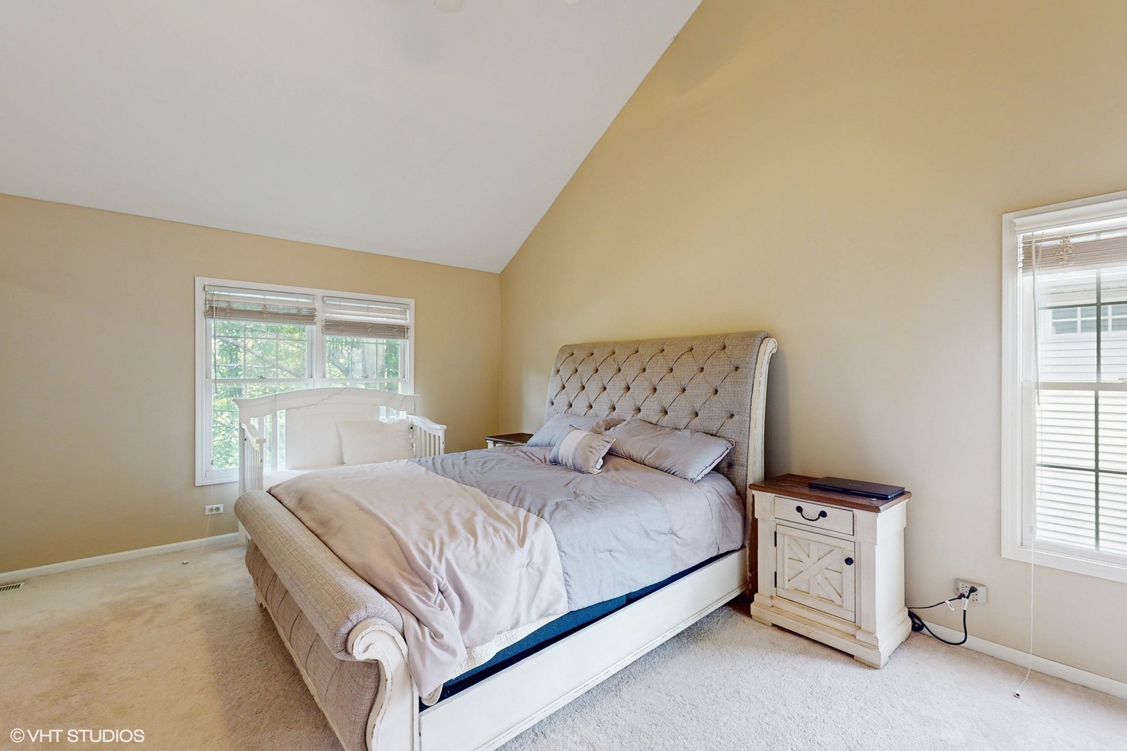 3432 Redwing Drive