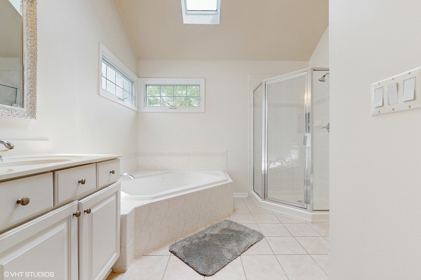 3432 Redwing Drive