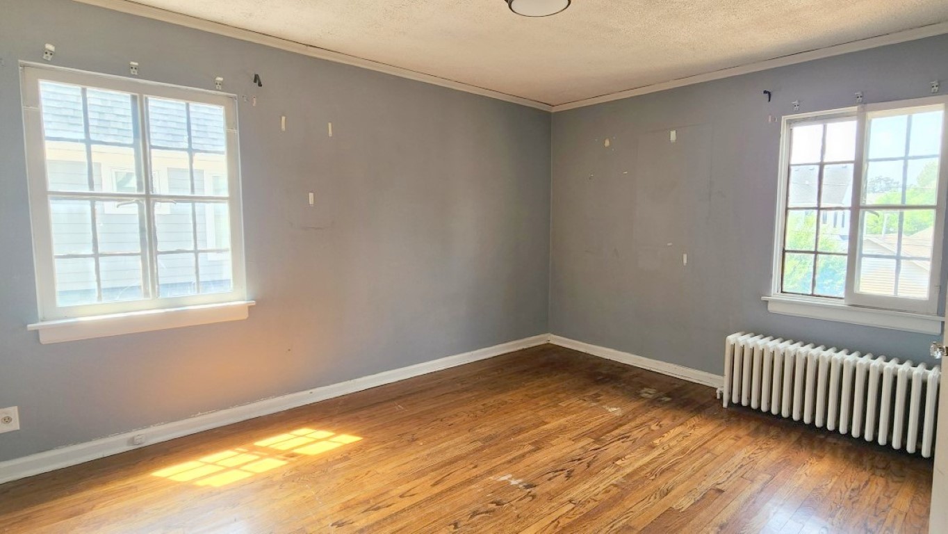 696 S Parkside Avenue