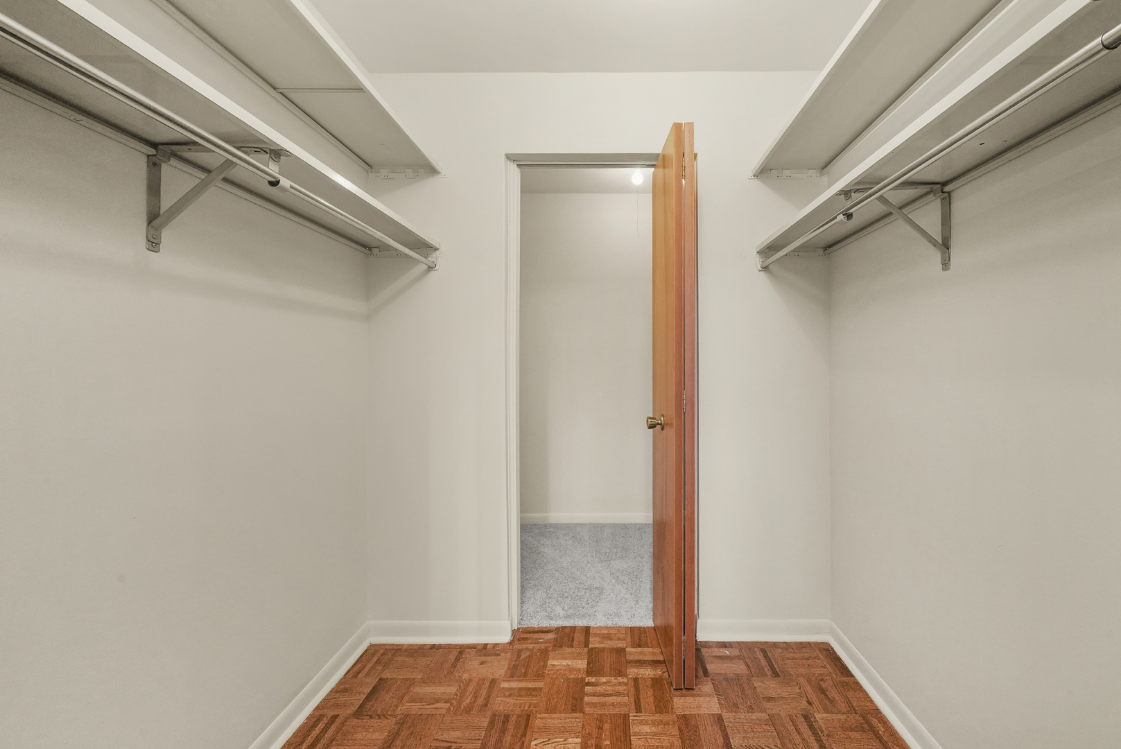 1025 S Fernandez Avenue Unit: 4C