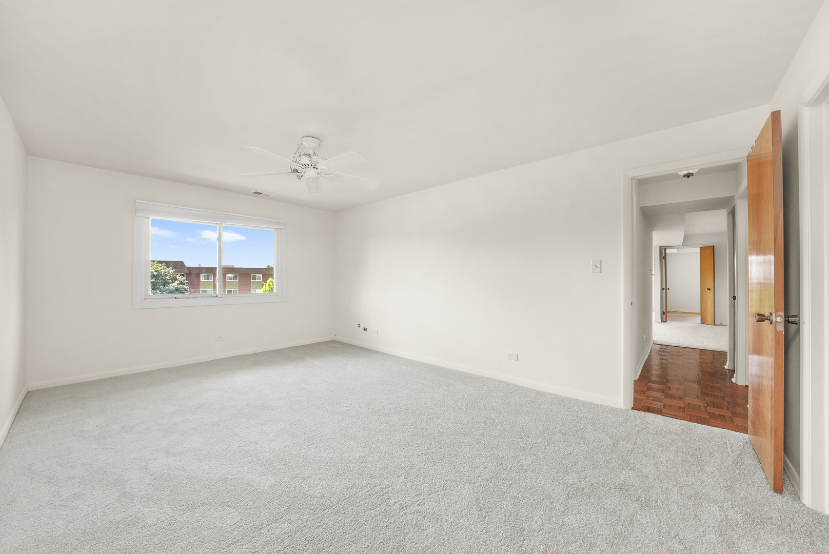 1025 S Fernandez Avenue Unit: 4C