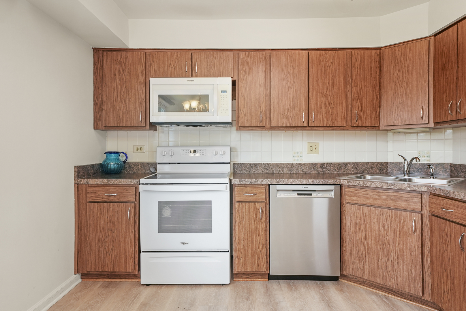 1025 S Fernandez Avenue Unit: 4C