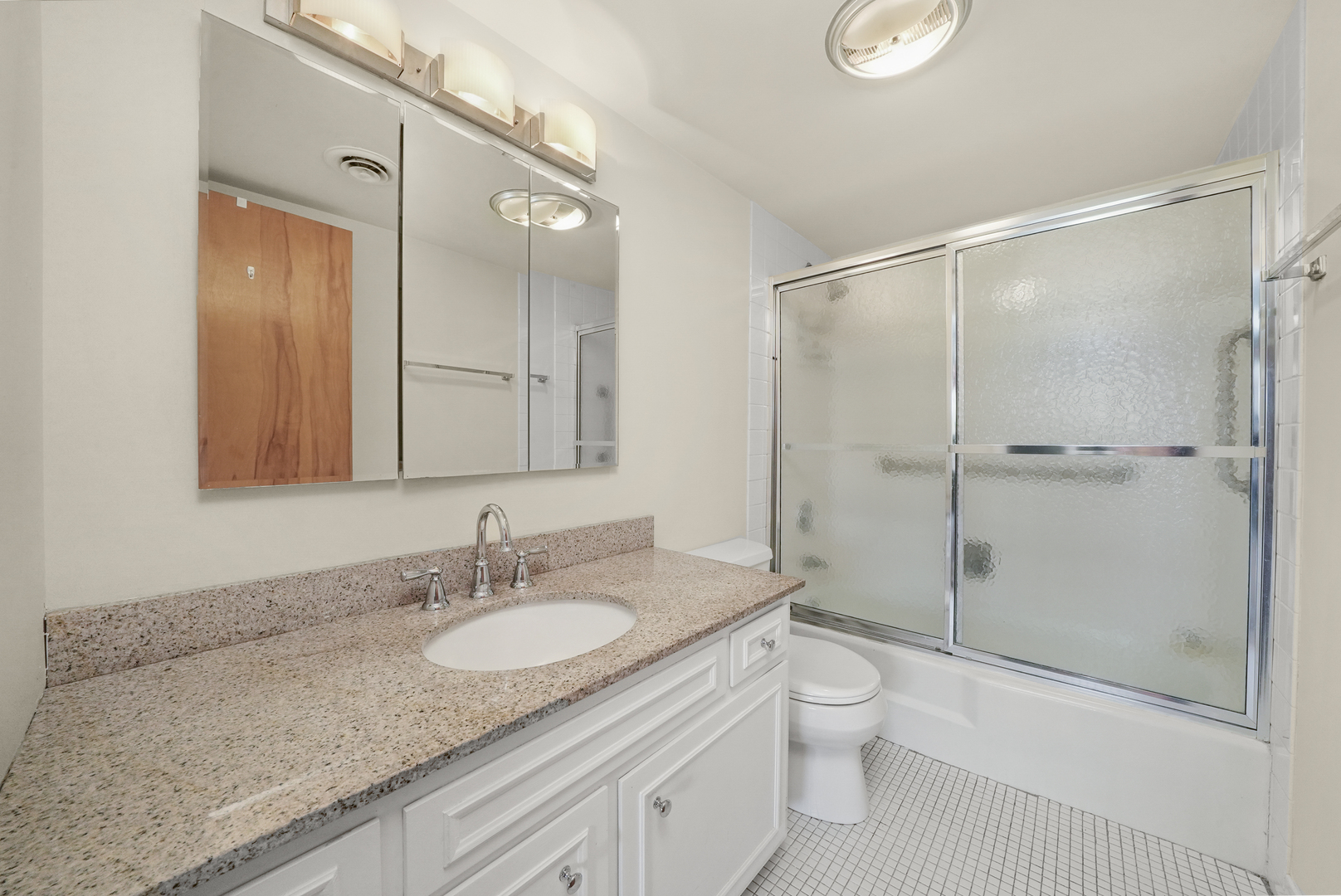 1025 S Fernandez Avenue Unit: 4C