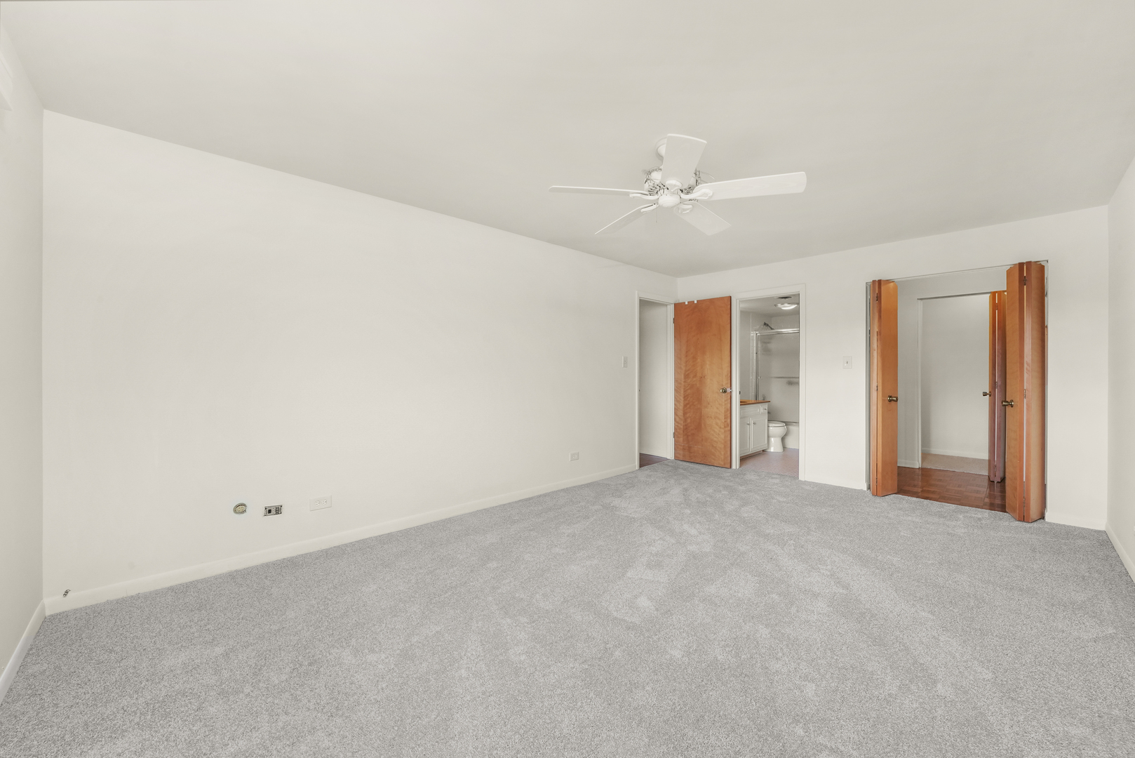 1025 S Fernandez Avenue Unit: 4C