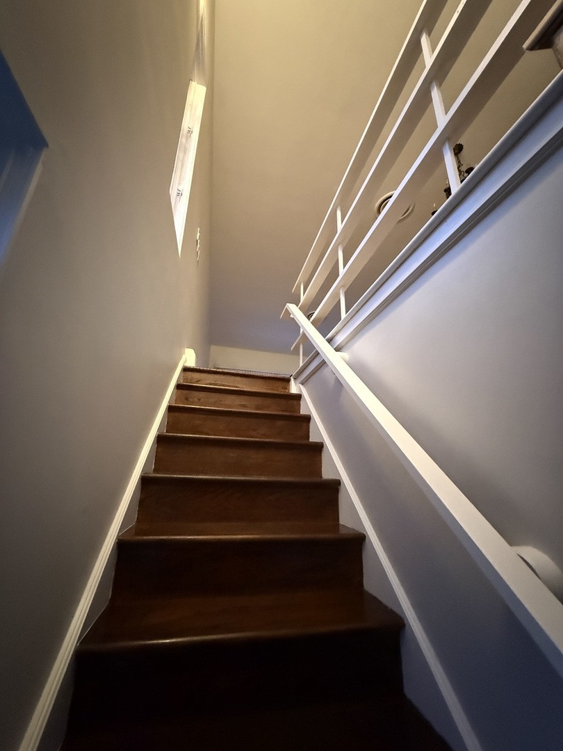 2435 N 76th Court Unit: 2w