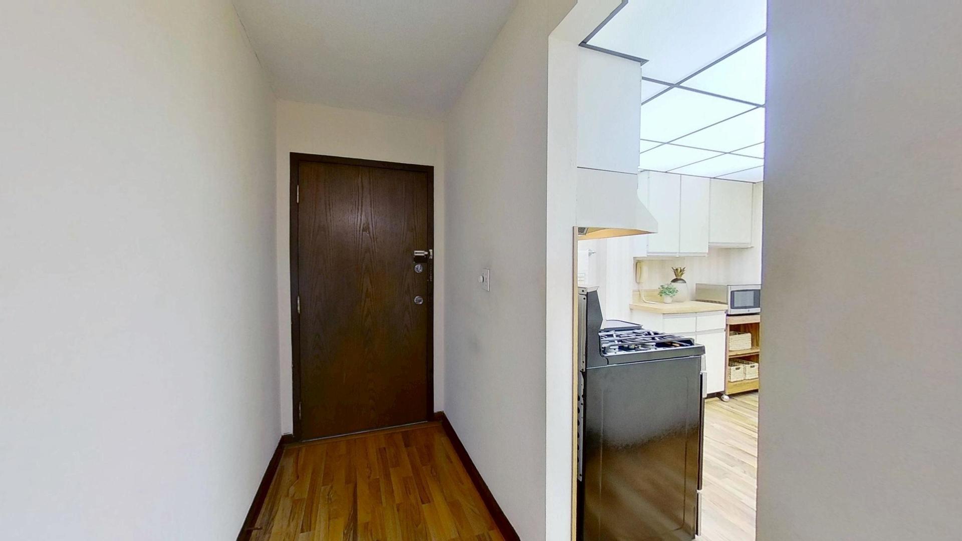 2211 S Stewart Avenue Unit: 3D