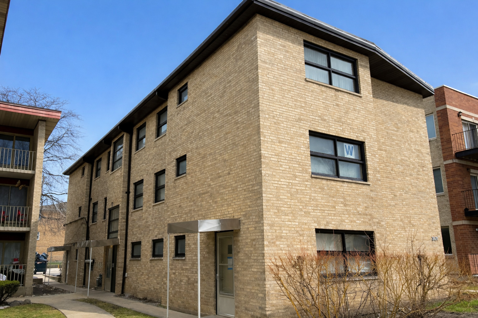 2431 N 76th Court Unit: 2