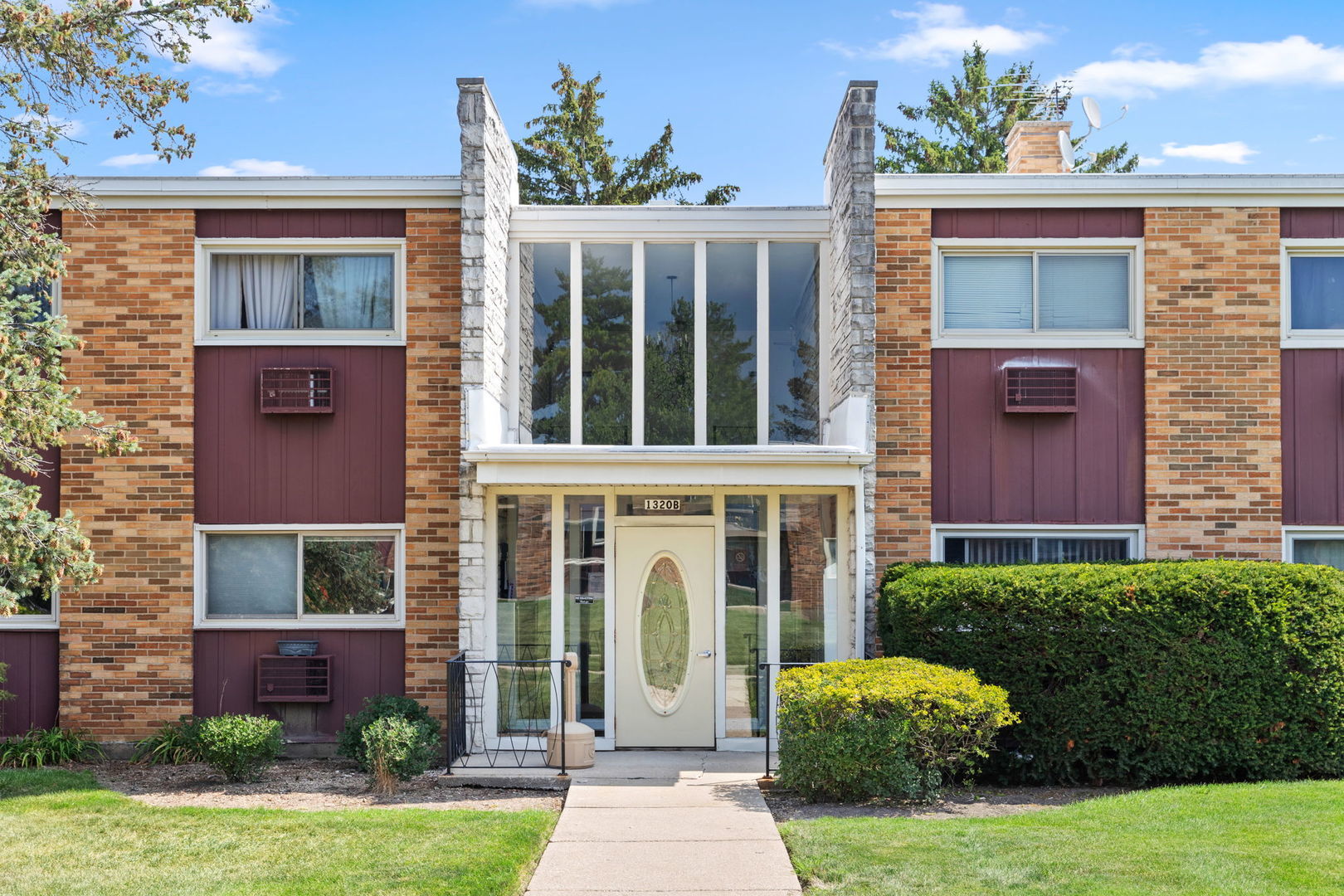 1320B Lore Lane Unit: 110