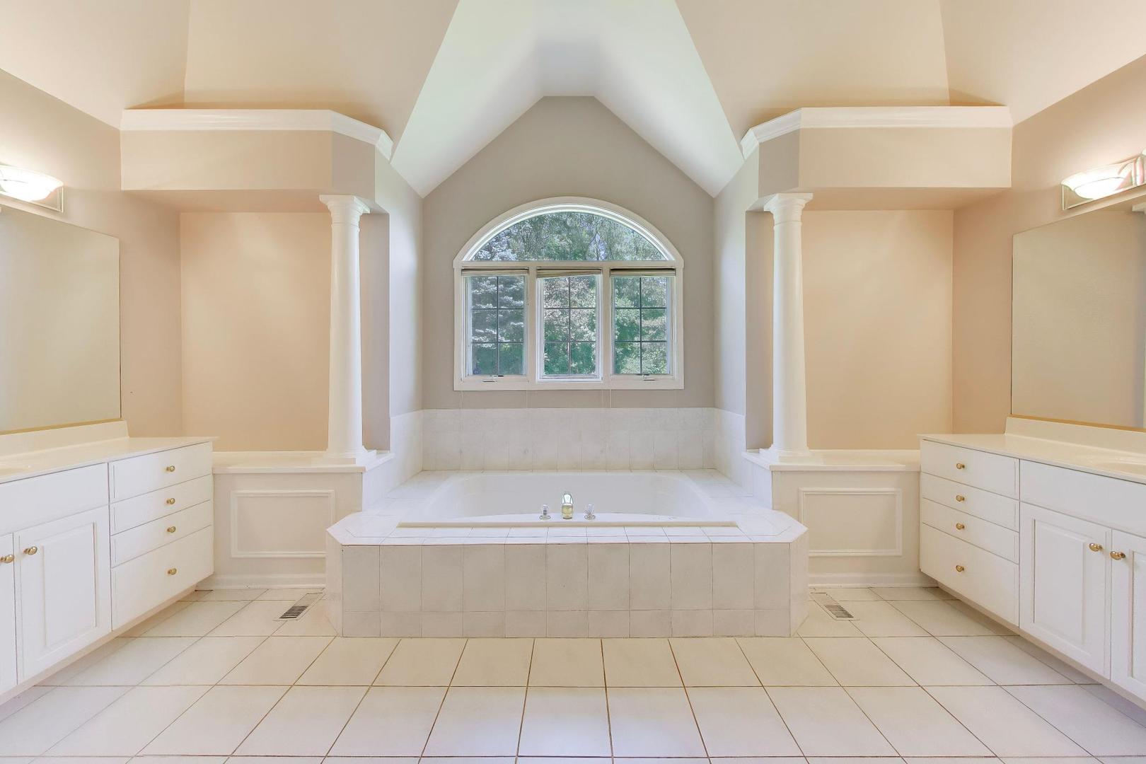 2232 Regency Woods Drive