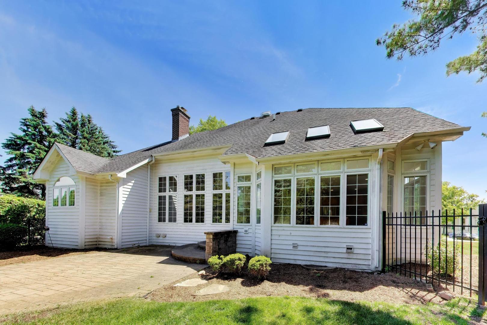 2232 Regency Woods Drive
