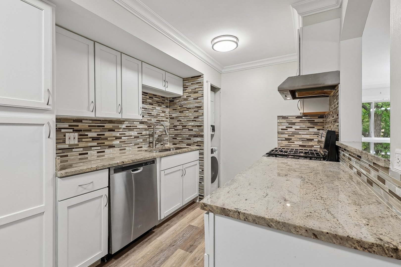 718 Dempster Street Unit: G106