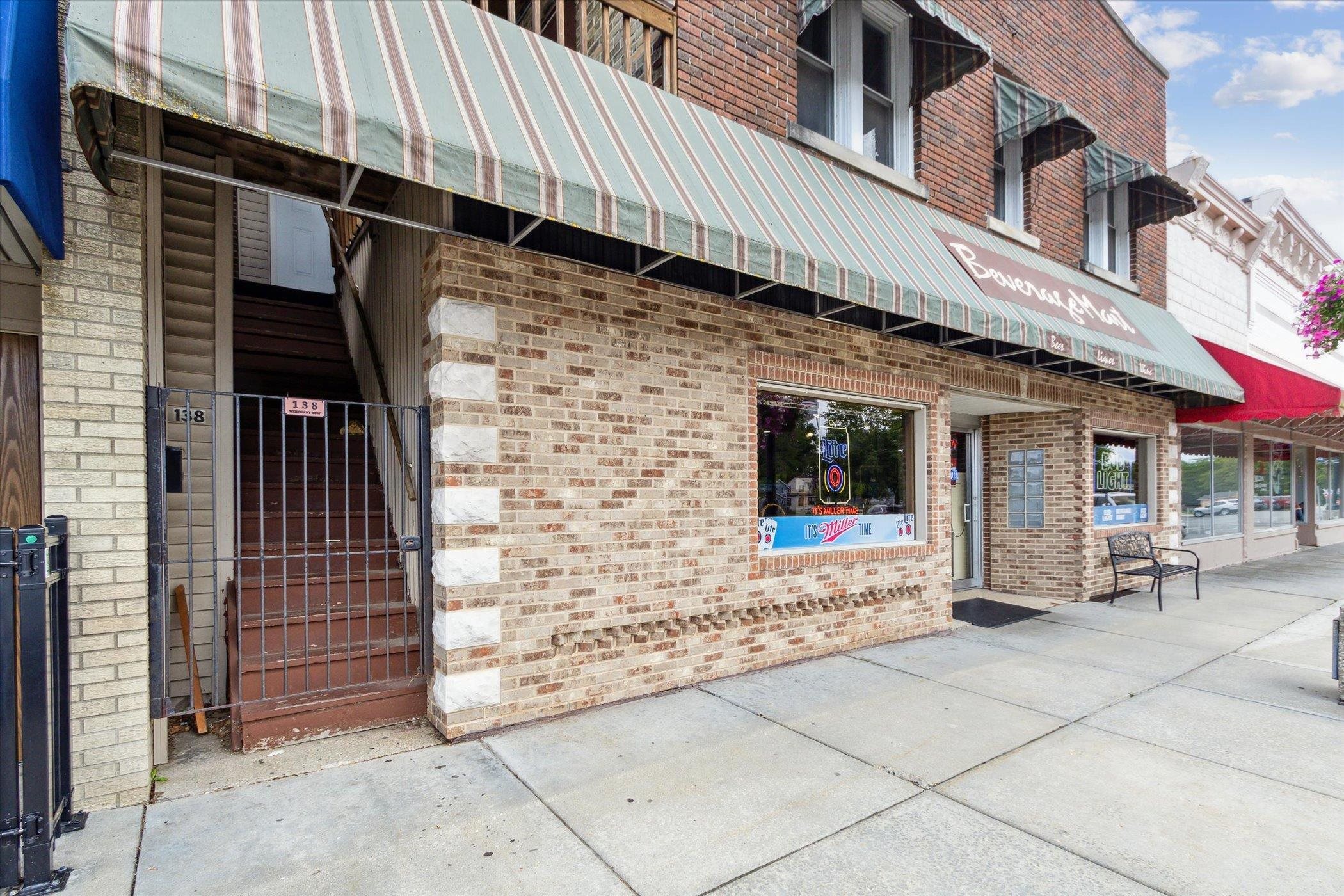 136-138 Merchant Row