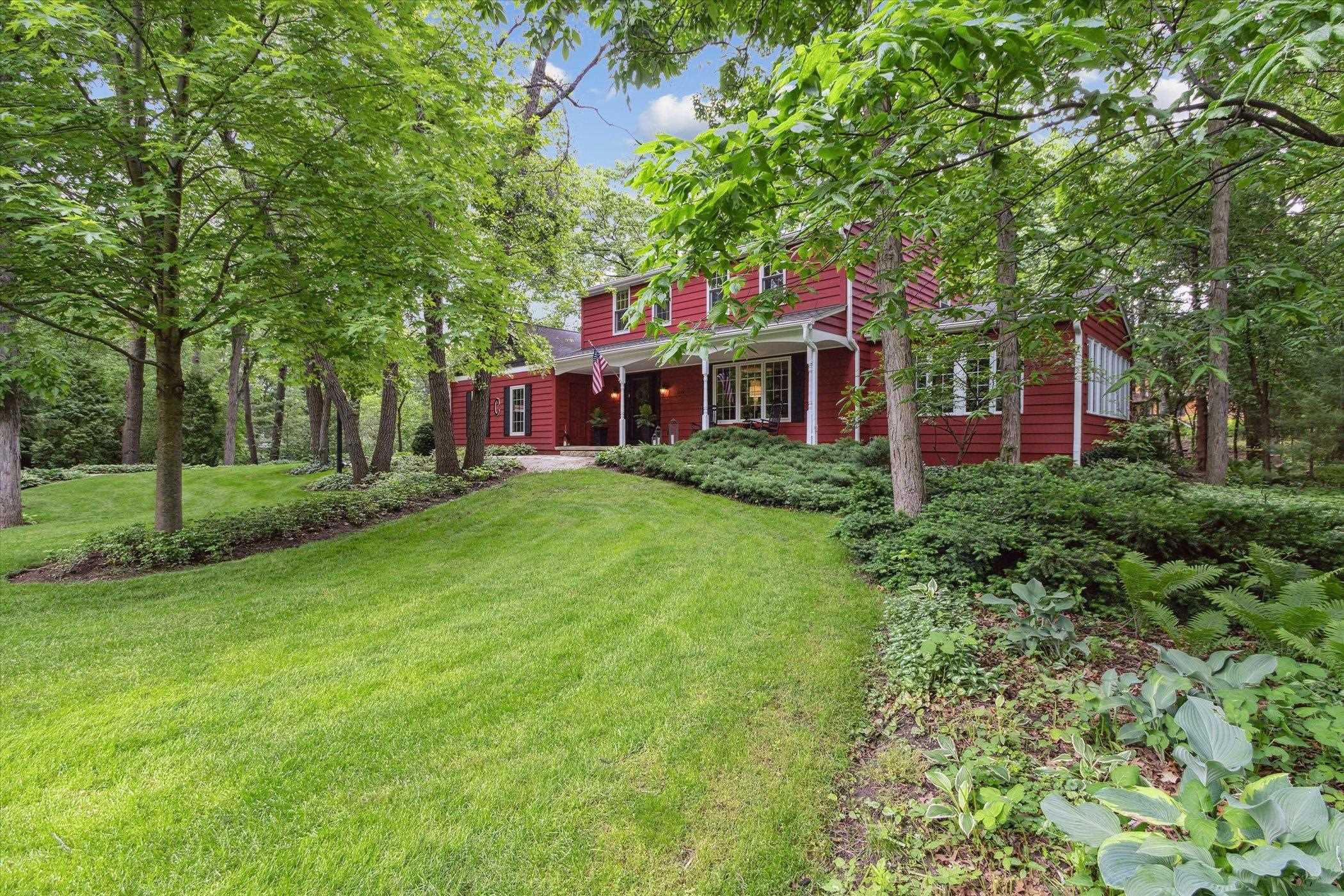 3244 E Danbury Drive