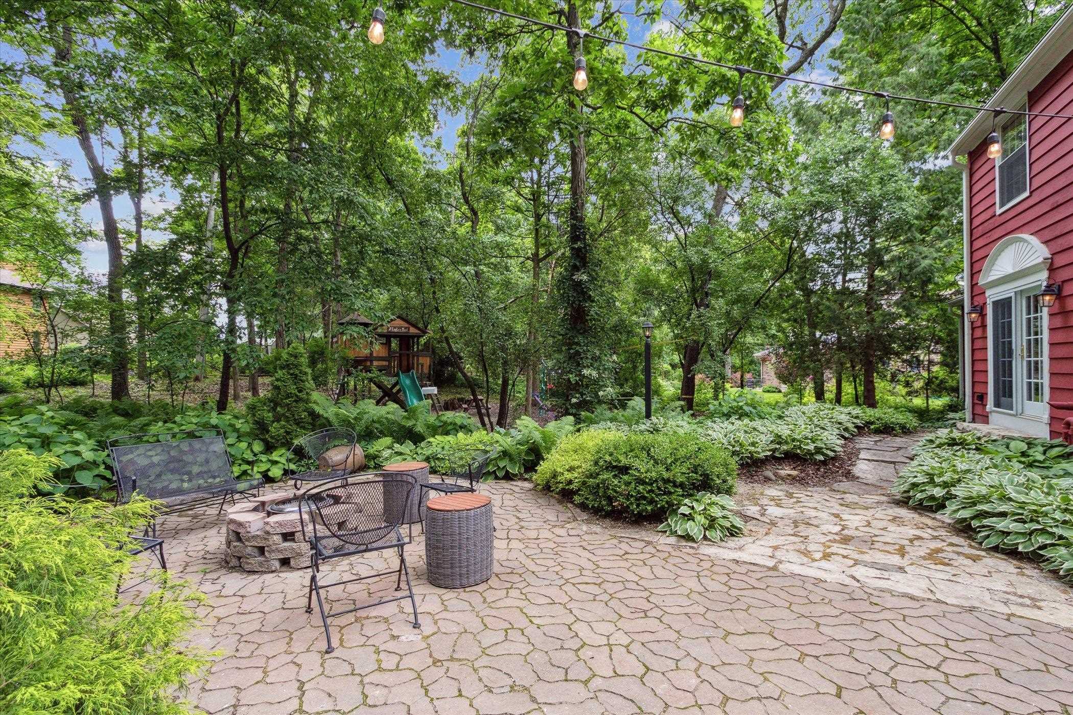 3244 E Danbury Drive