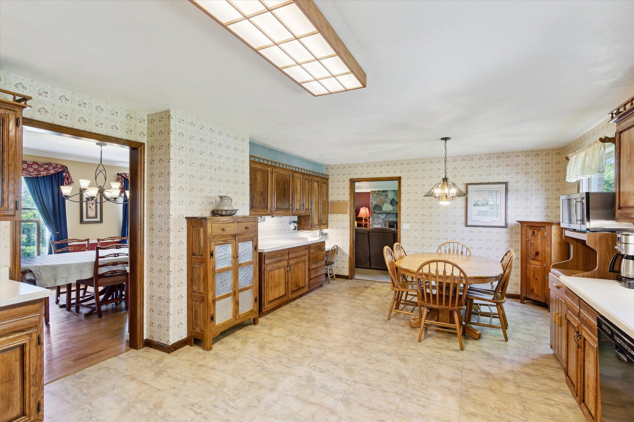 3402 W Stone Farm Road