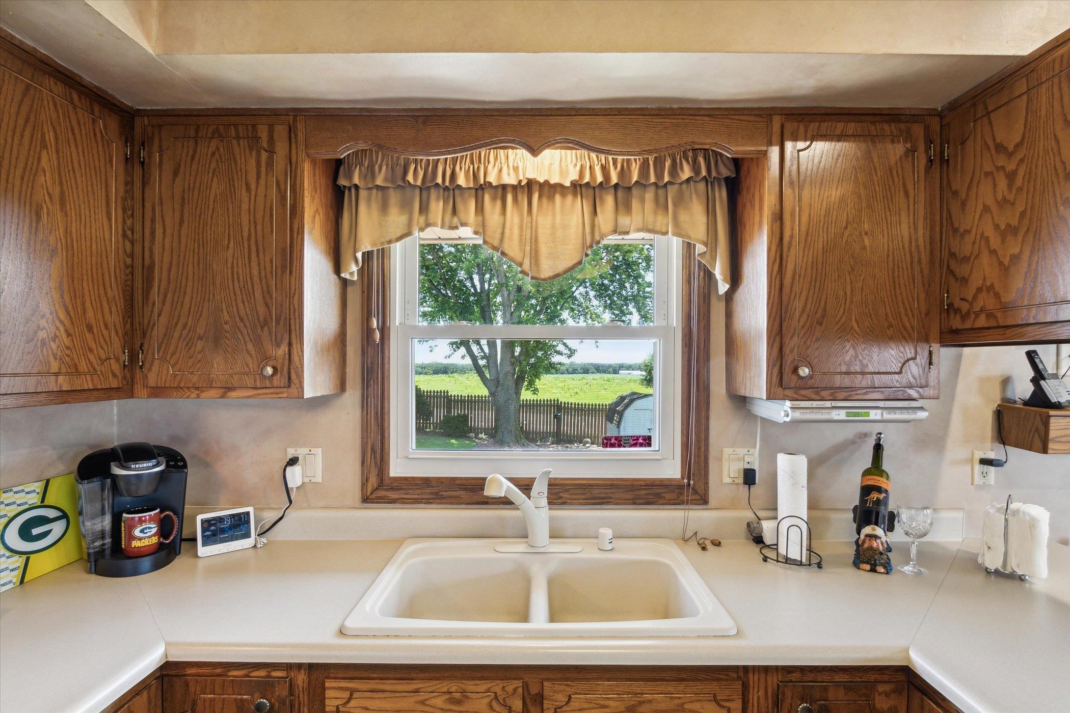 3209 Crabapple Lane