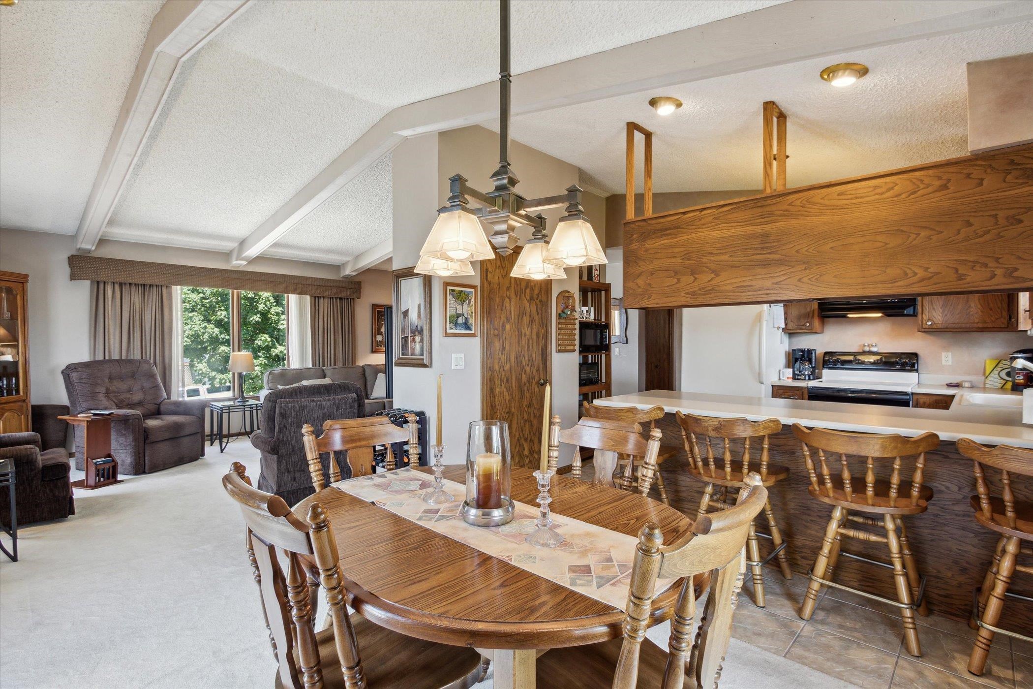 3209 Crabapple Lane