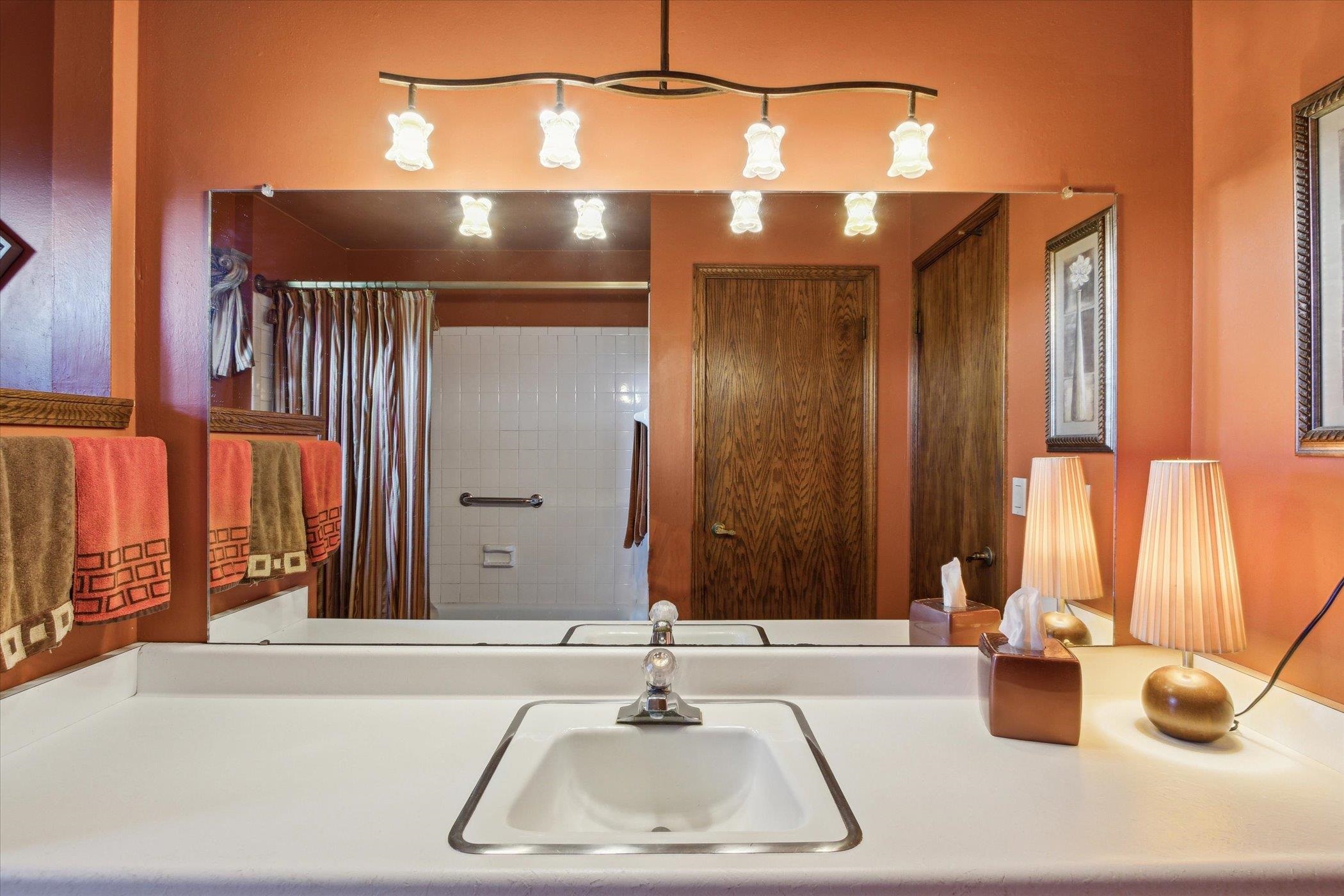 3209 Crabapple Lane