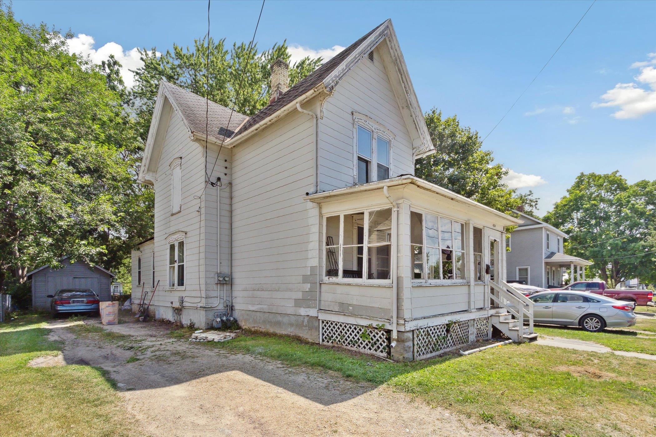 424 N Pearl Street