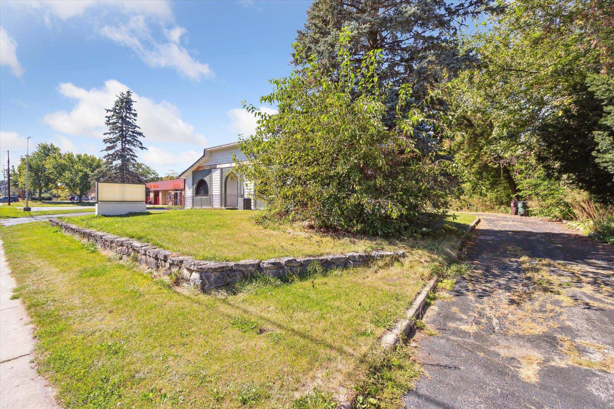 347 S John Paul Road