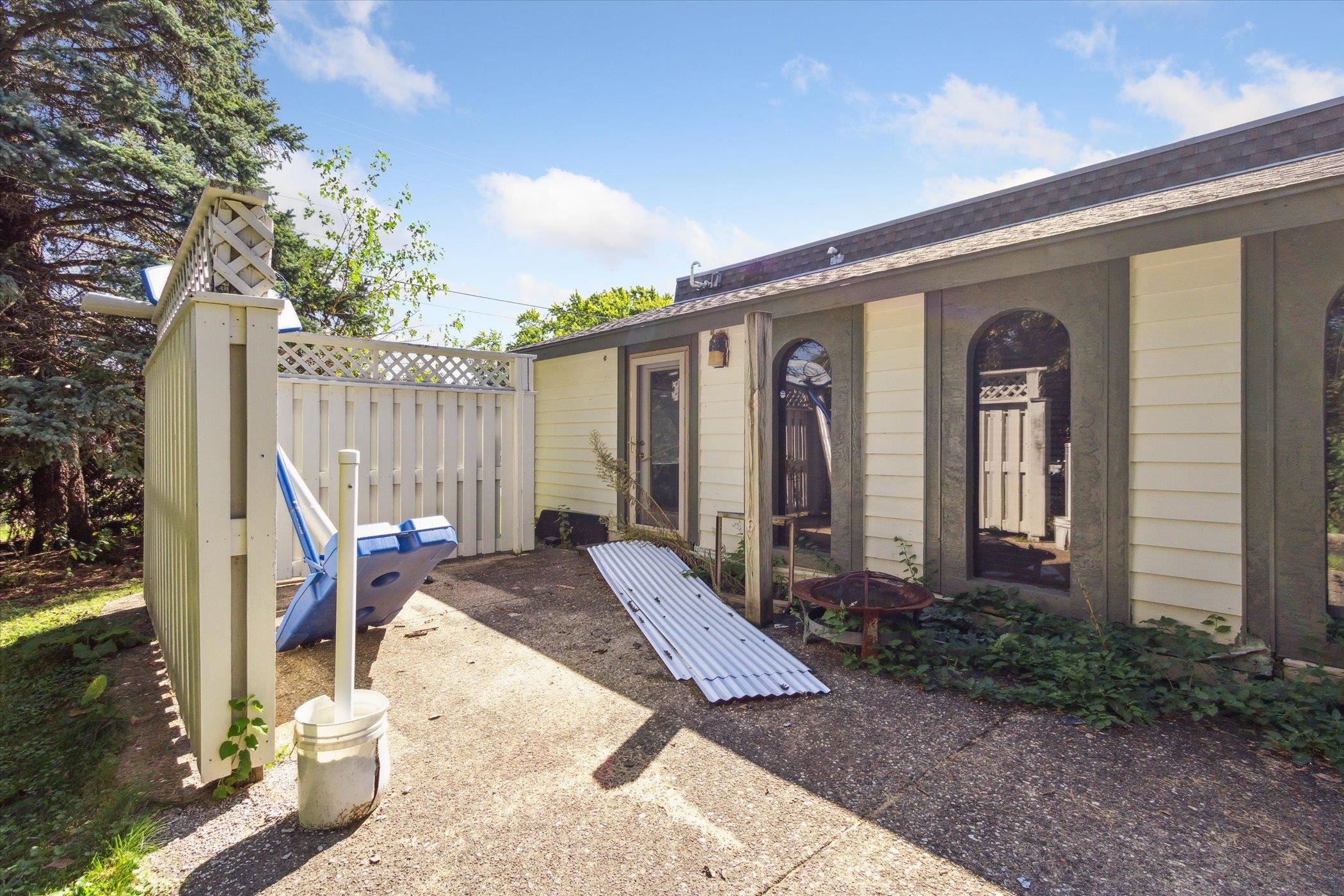 347 S John Paul Road