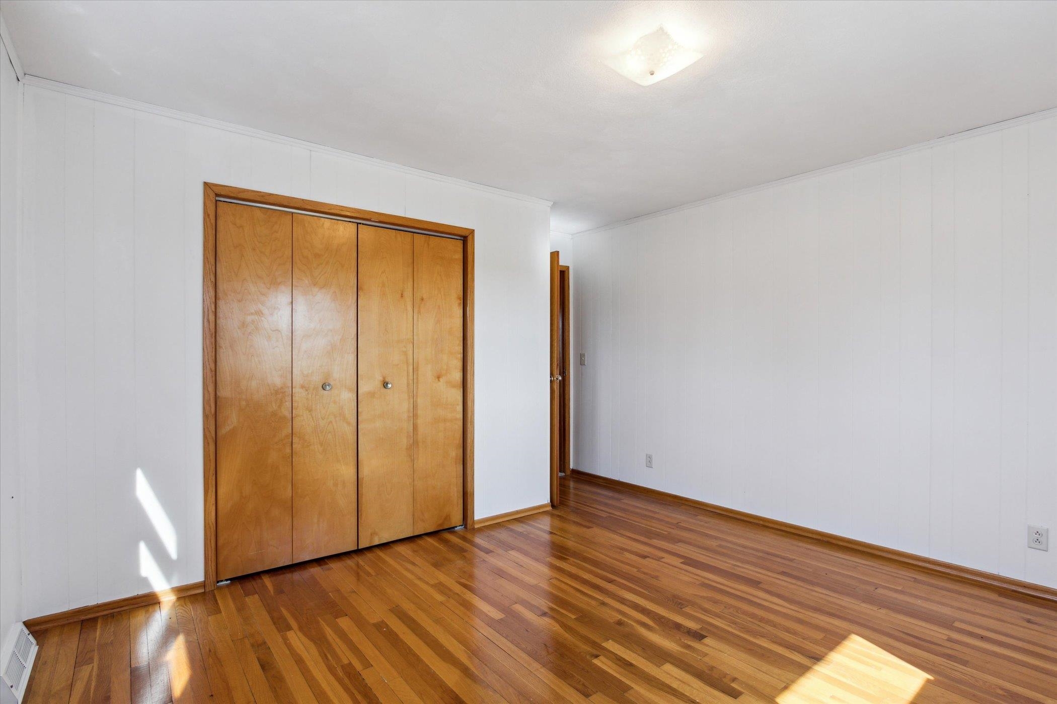 10605 N Otter Creek Court