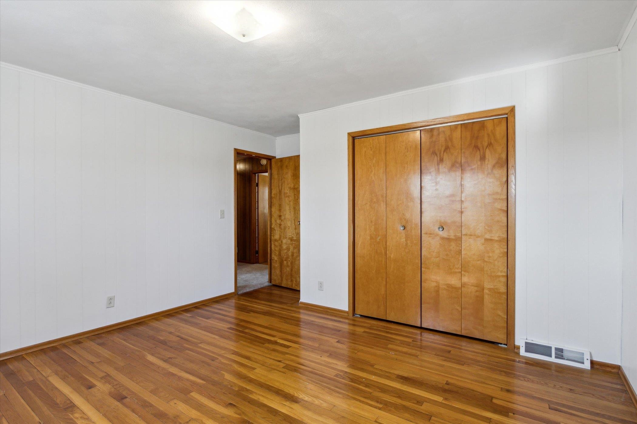 10605 N Otter Creek Court