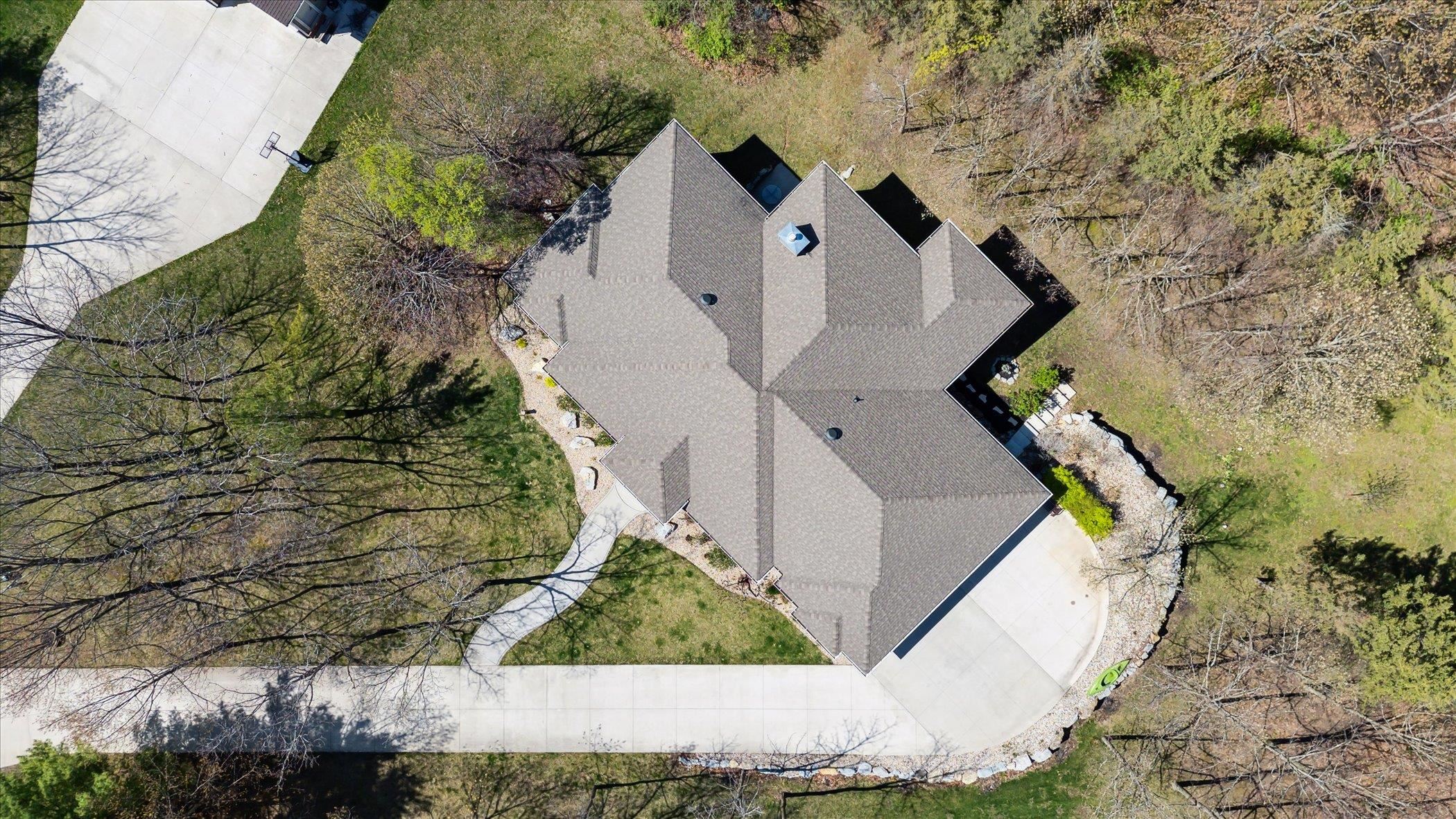 9422 N Raven Court