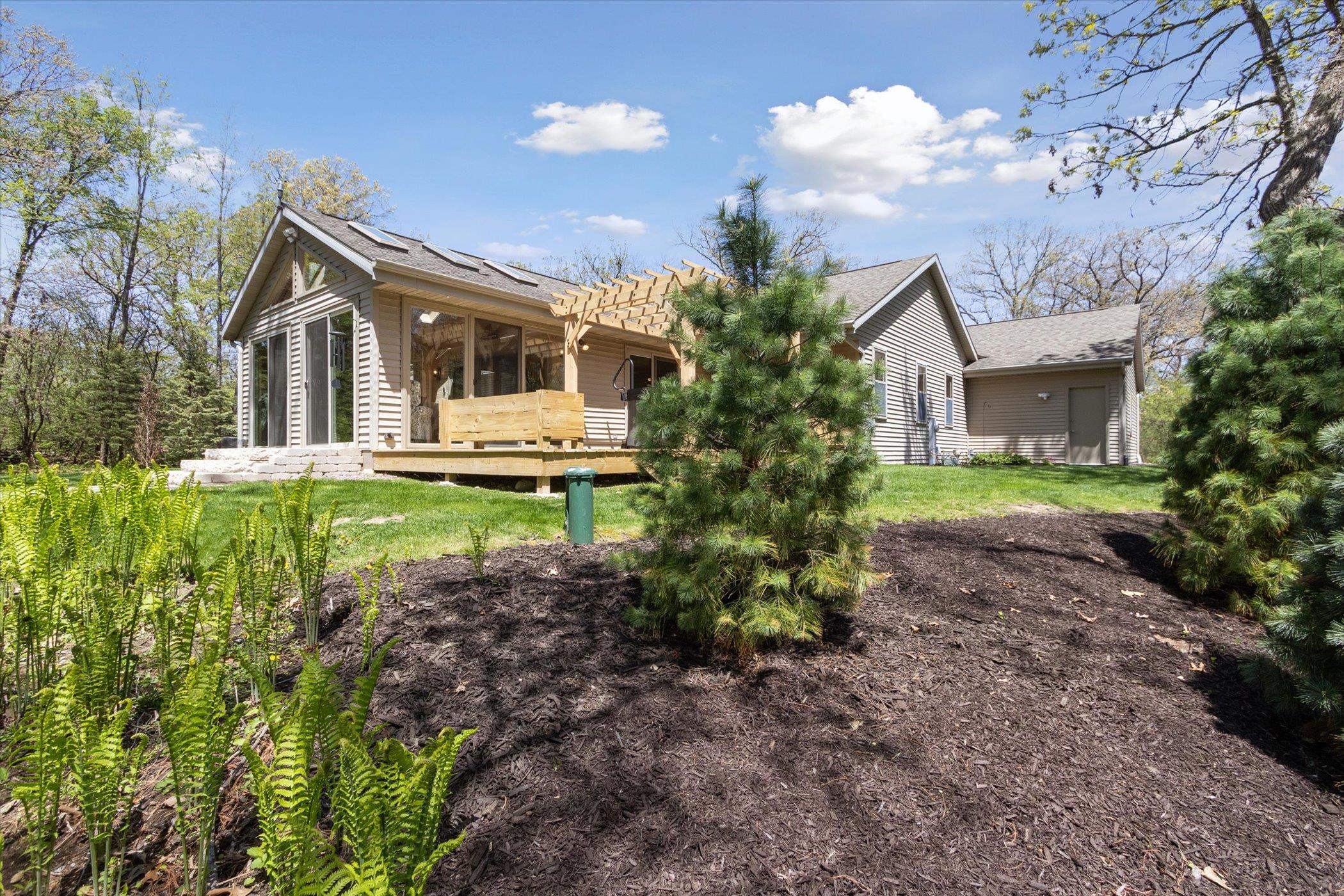 2015 W Glenmoor Lane