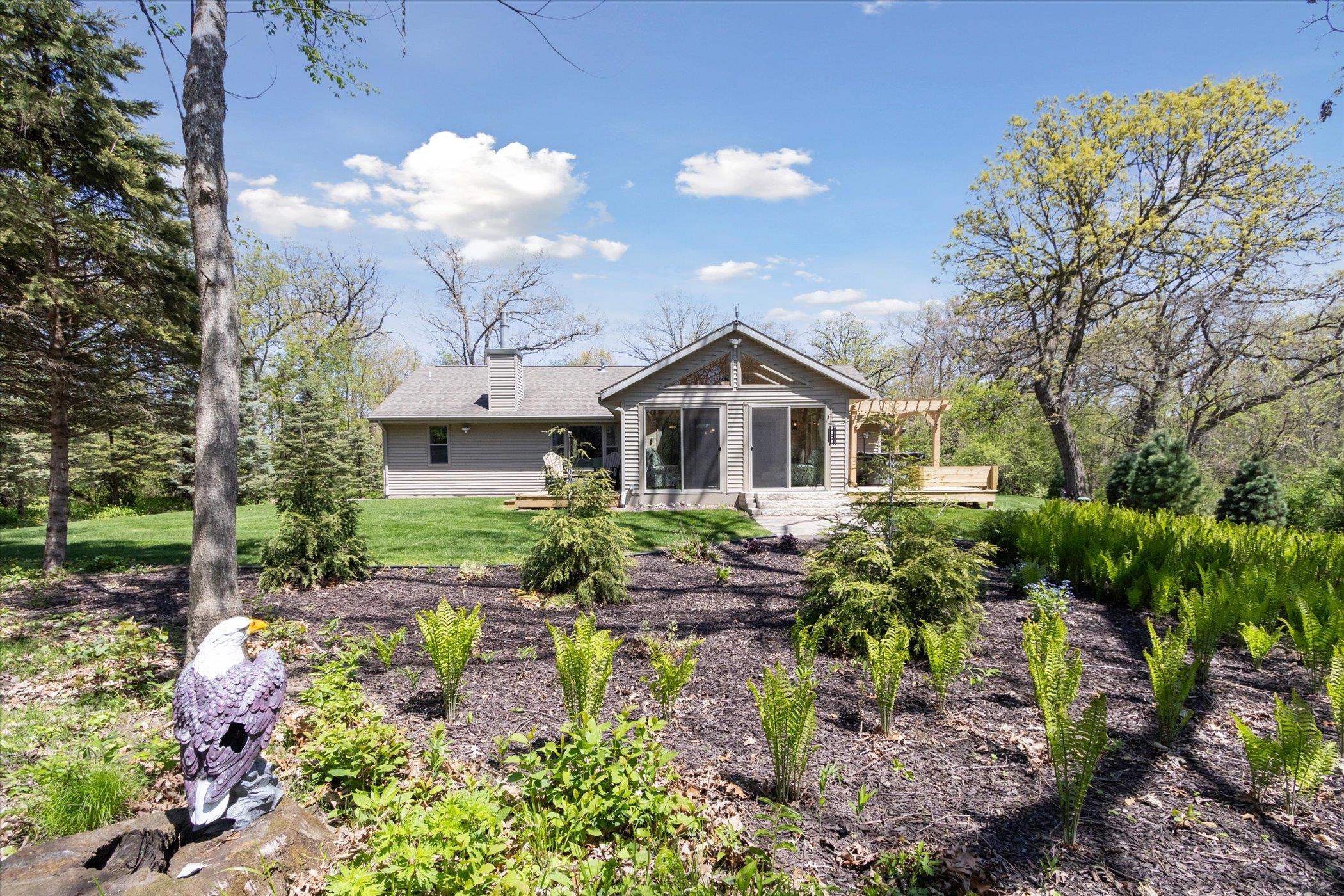 2015 W Glenmoor Lane