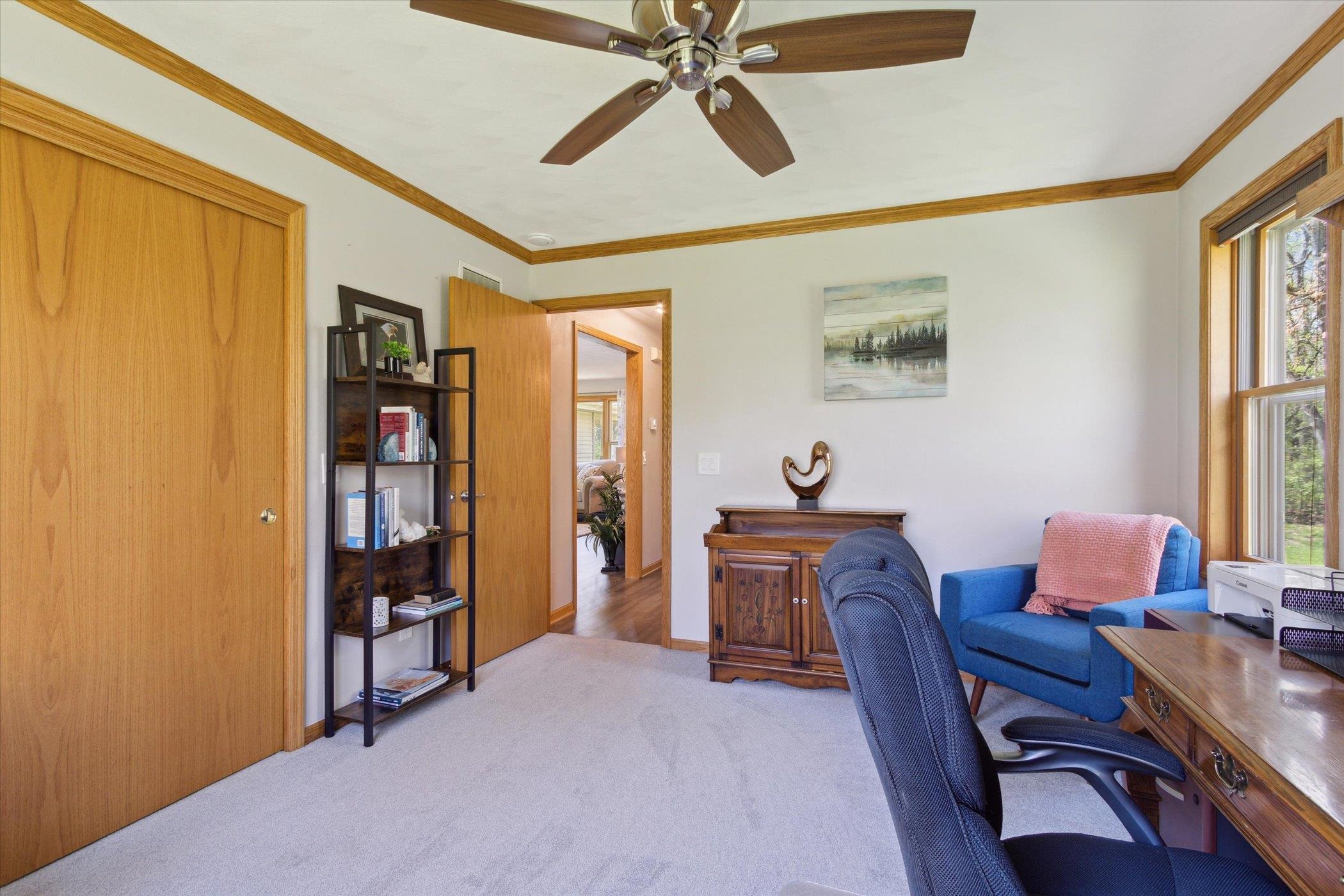 2015 W Glenmoor Lane