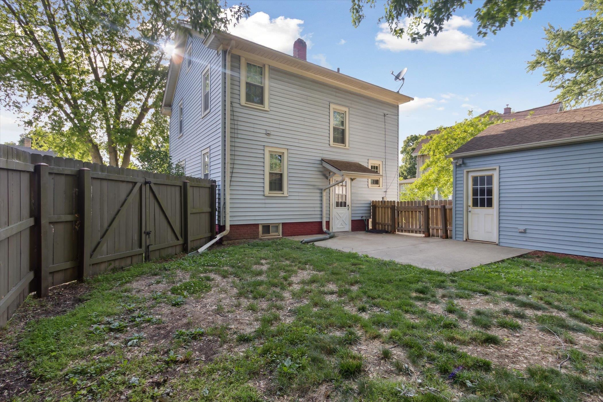 708 Eisenhower Avenue