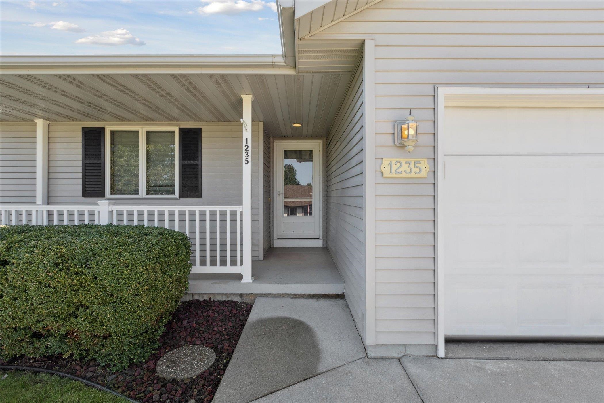 1235 Brown Drive