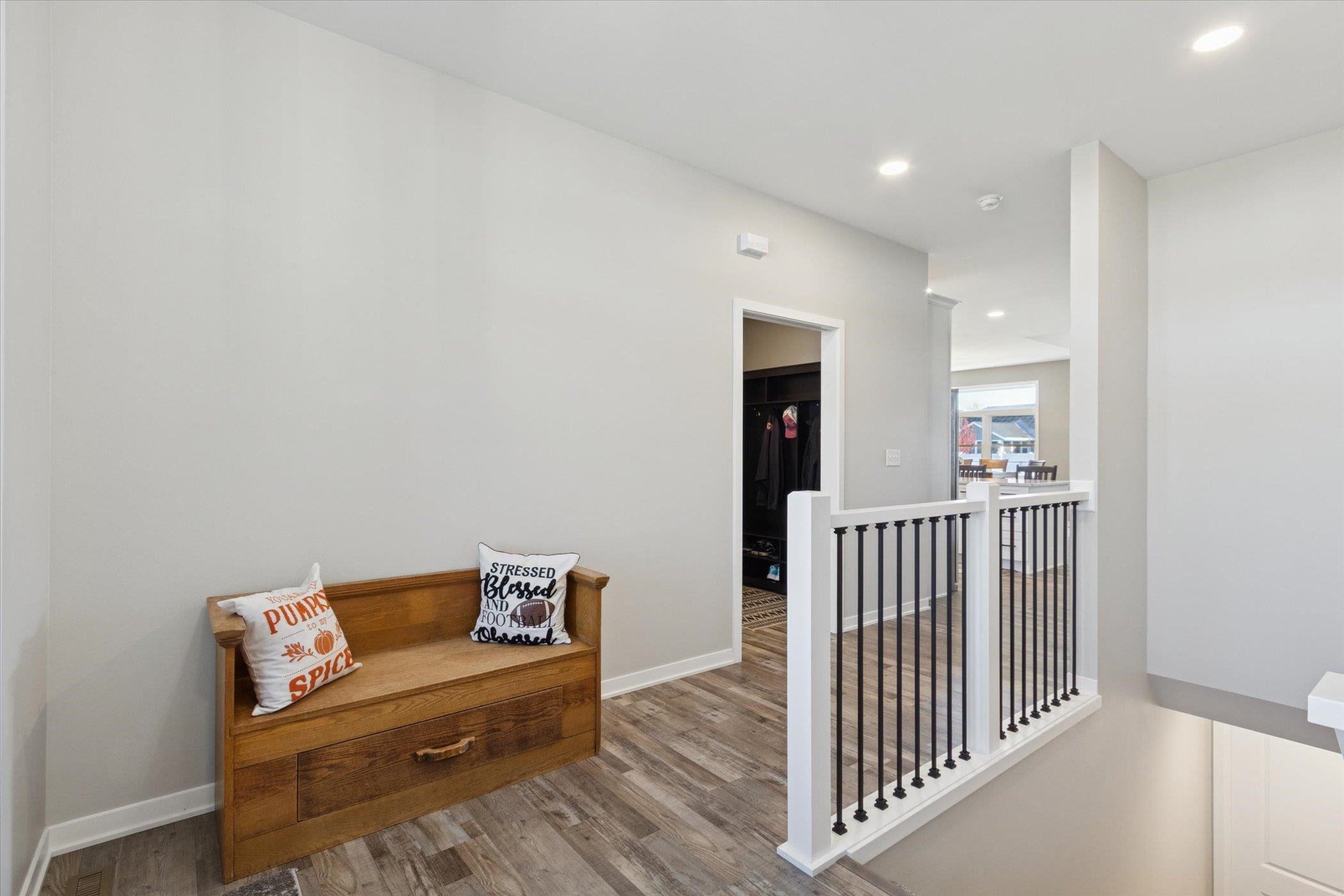 3189 S Warbler Court