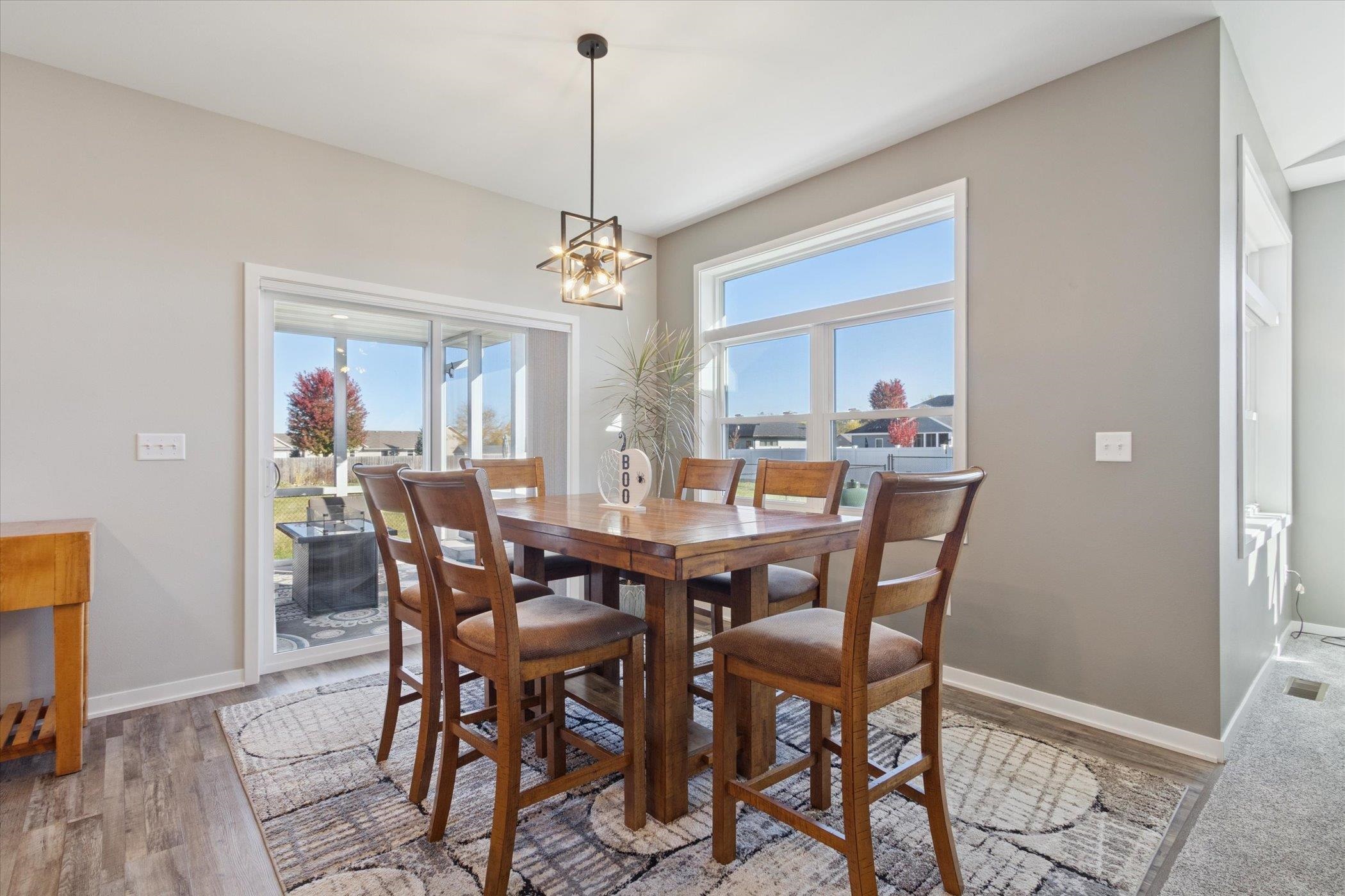 3189 S Warbler Court