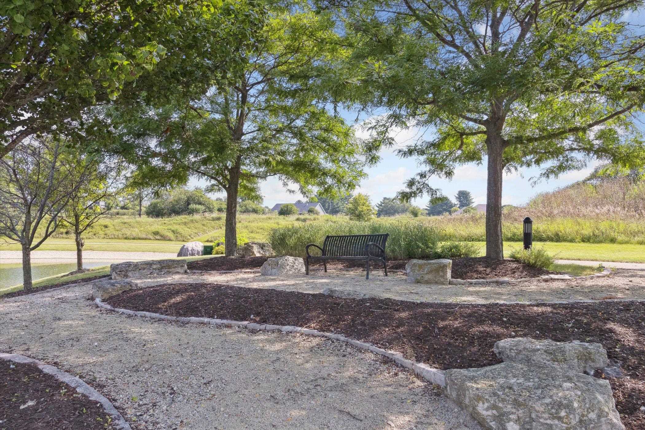2868 Oakridge Court