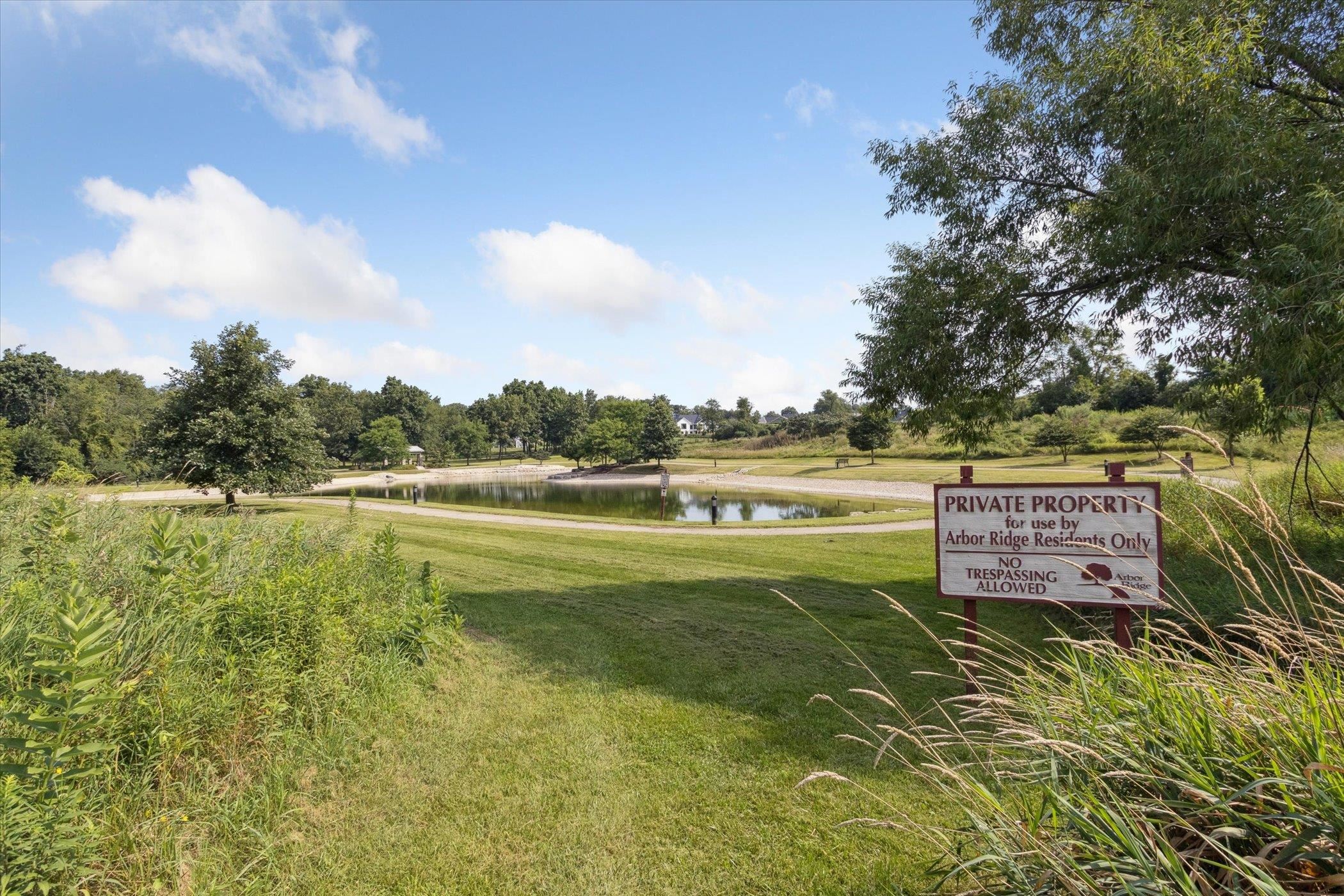 2868 Oakridge Court