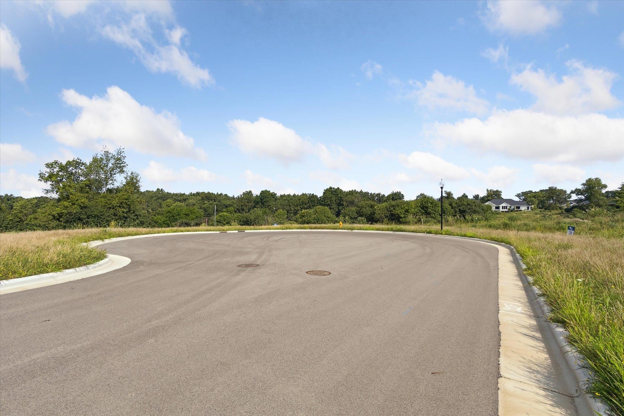 2868 Oakridge Court