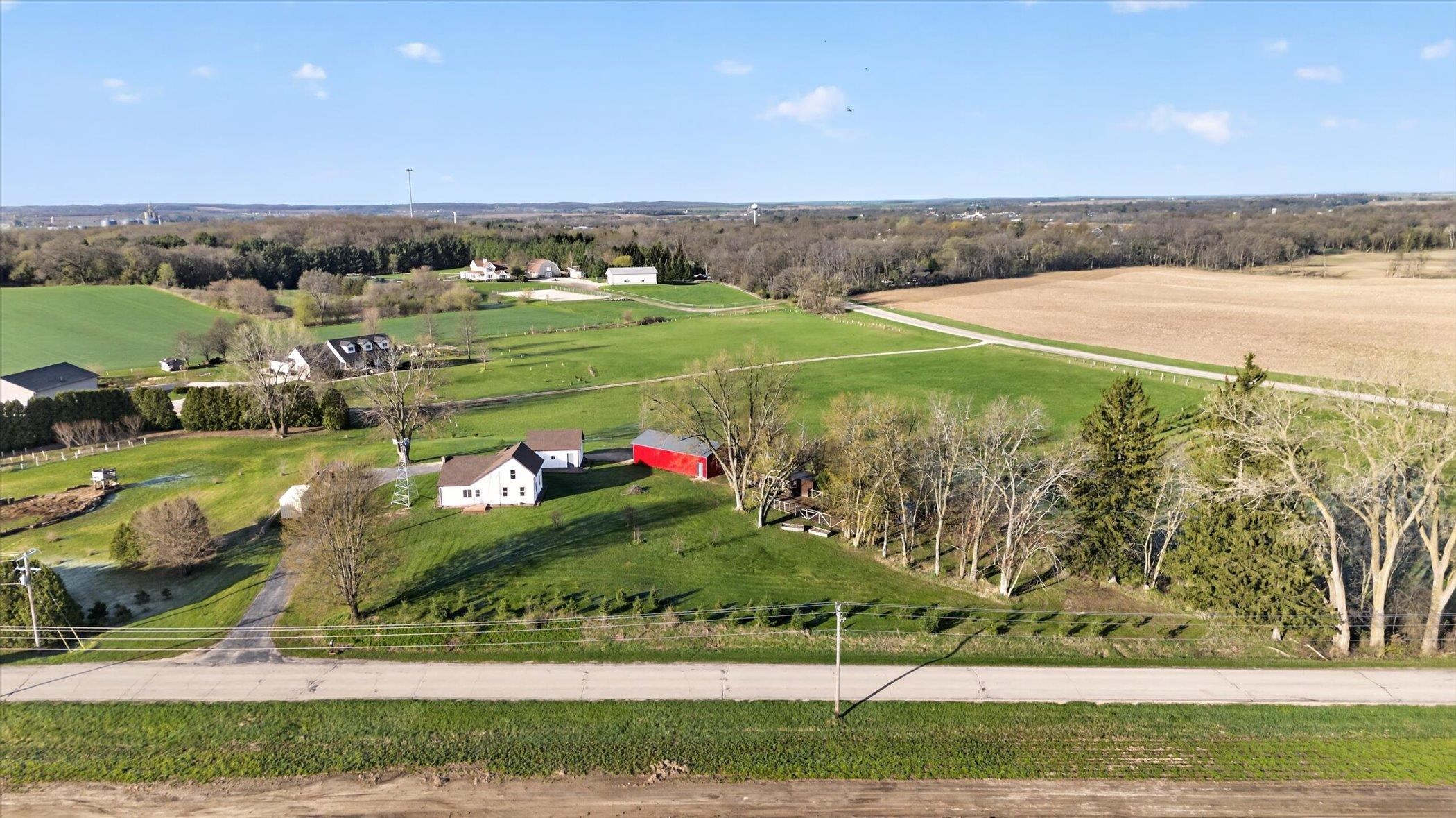 8357 N Territorial Road