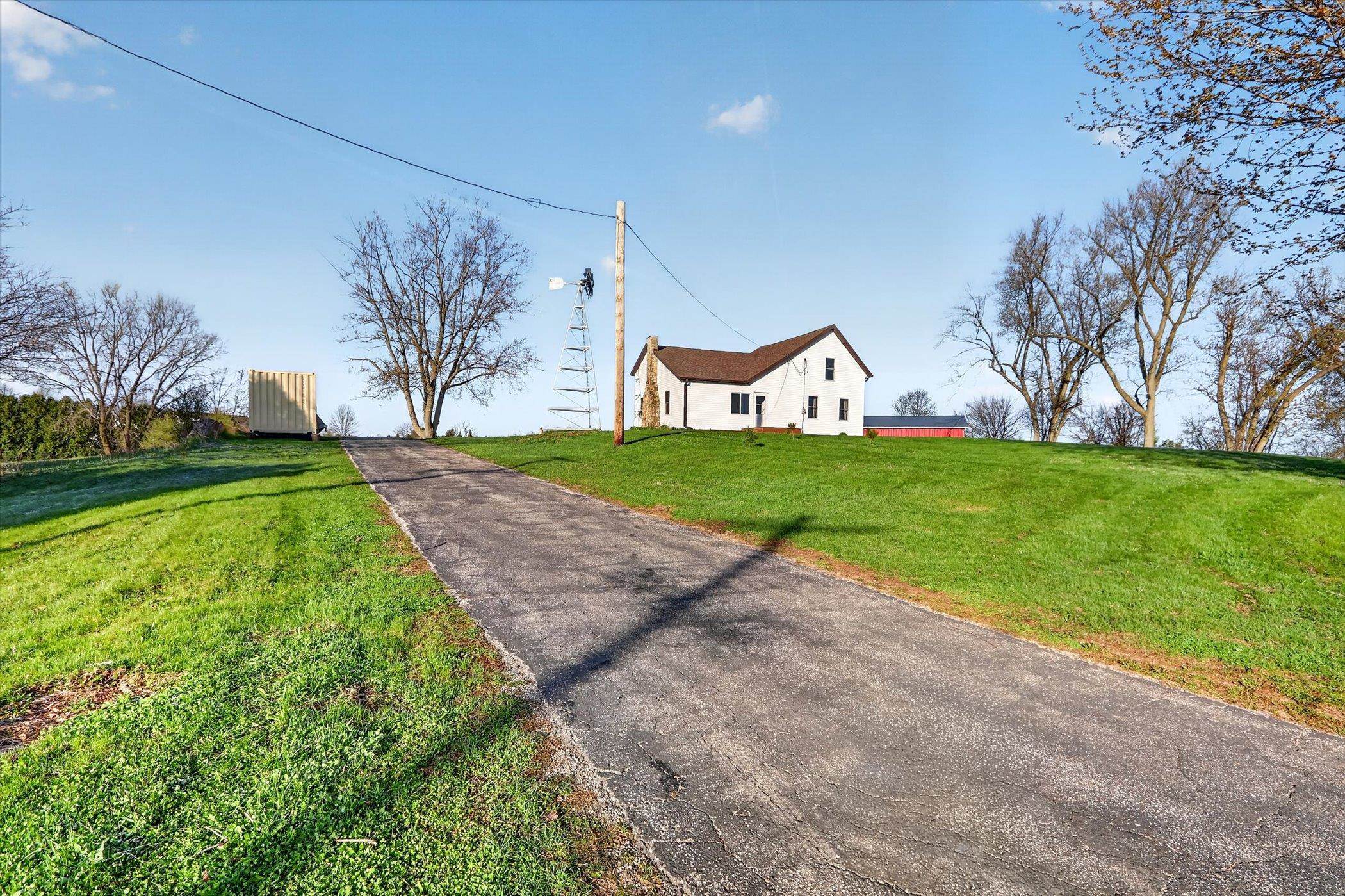 8357 N Territorial Road