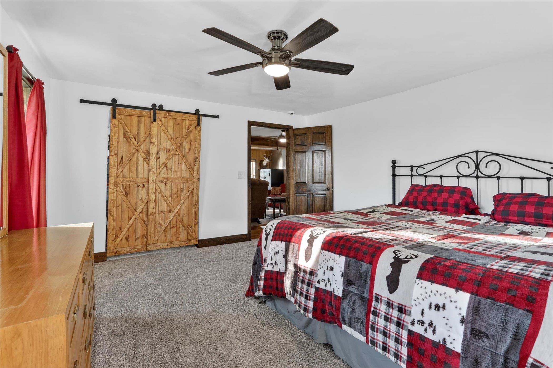 8357 N Territorial Road
