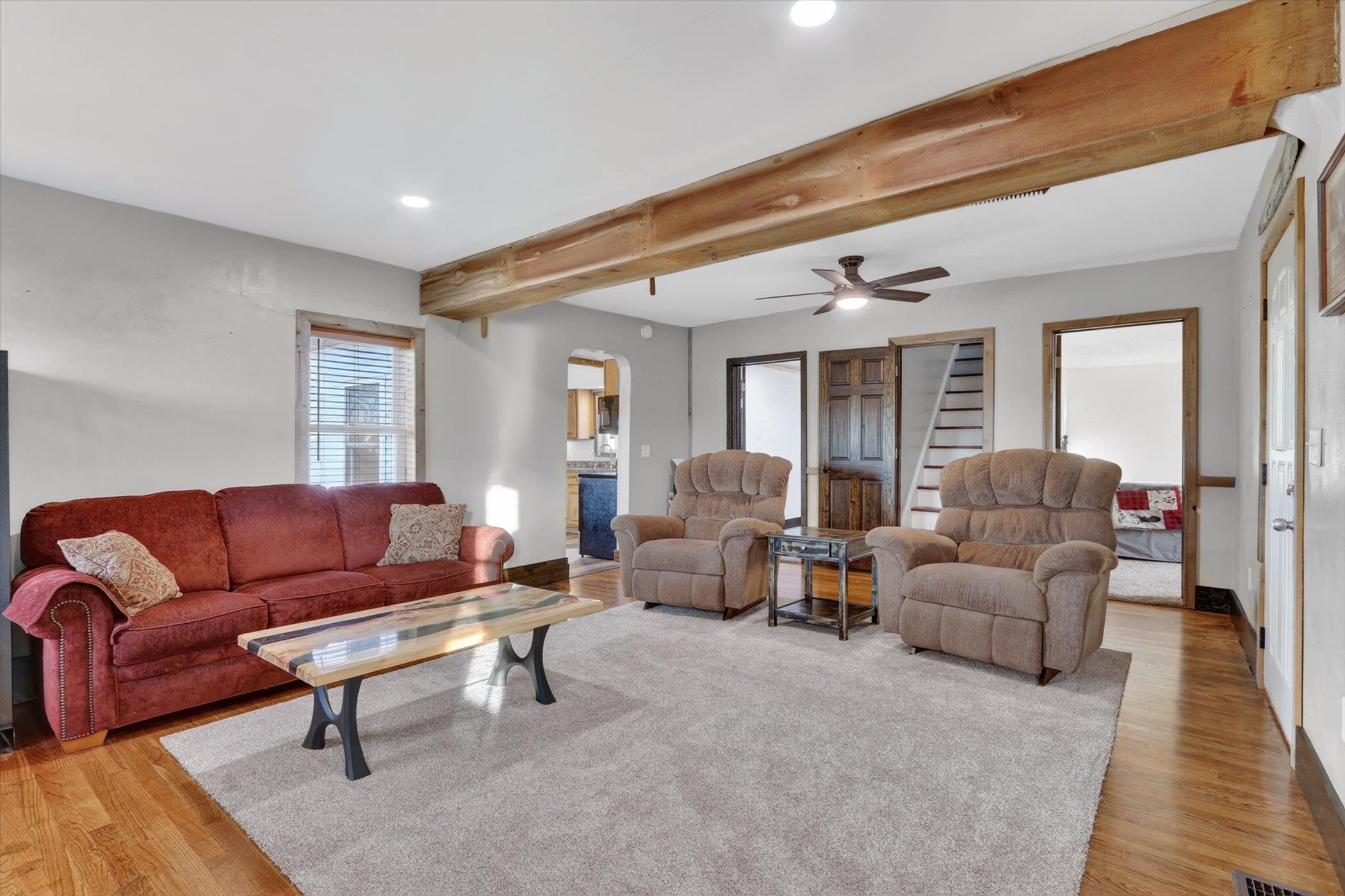8357 N Territorial Road