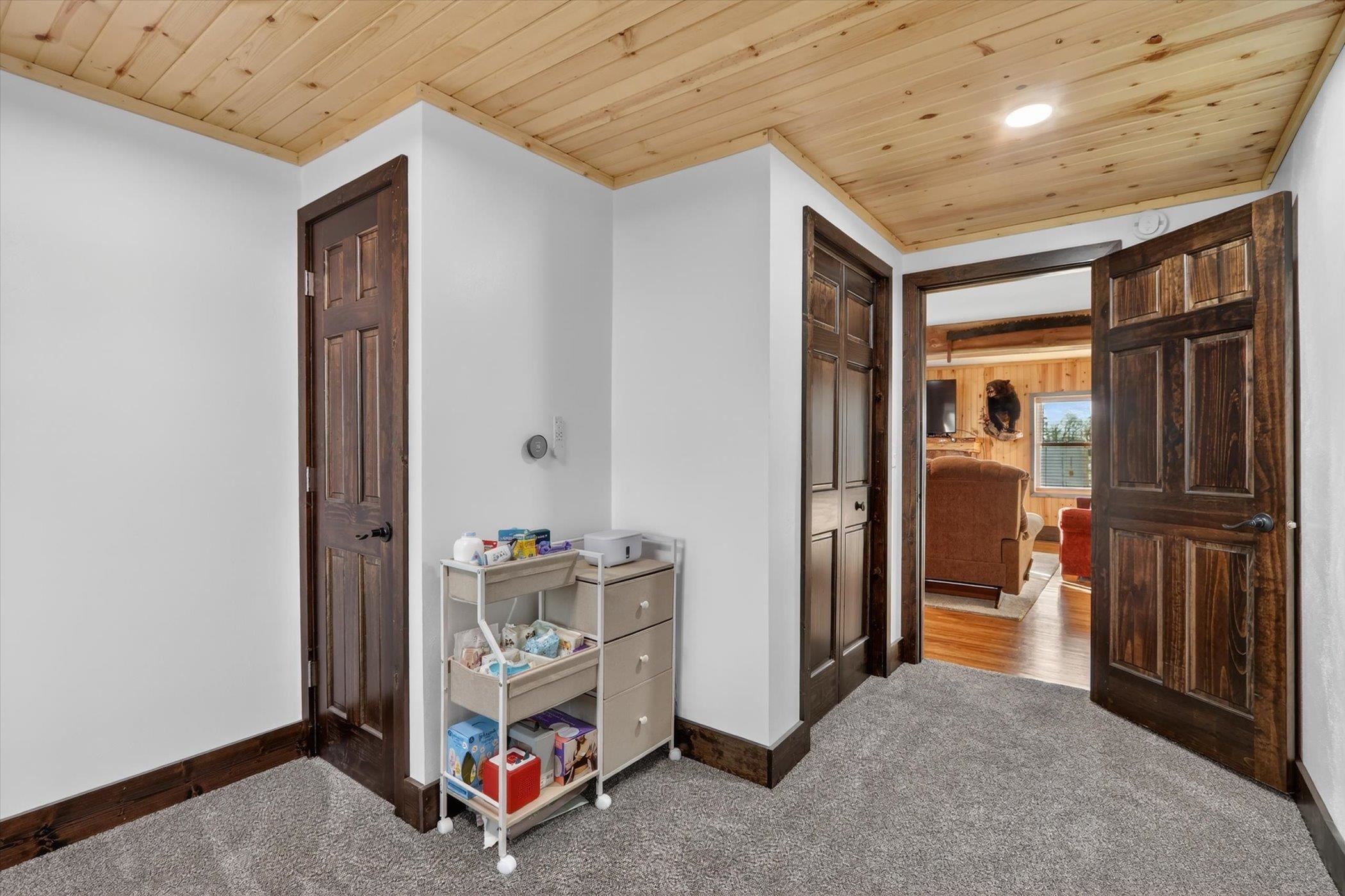 8357 N Territorial Road
