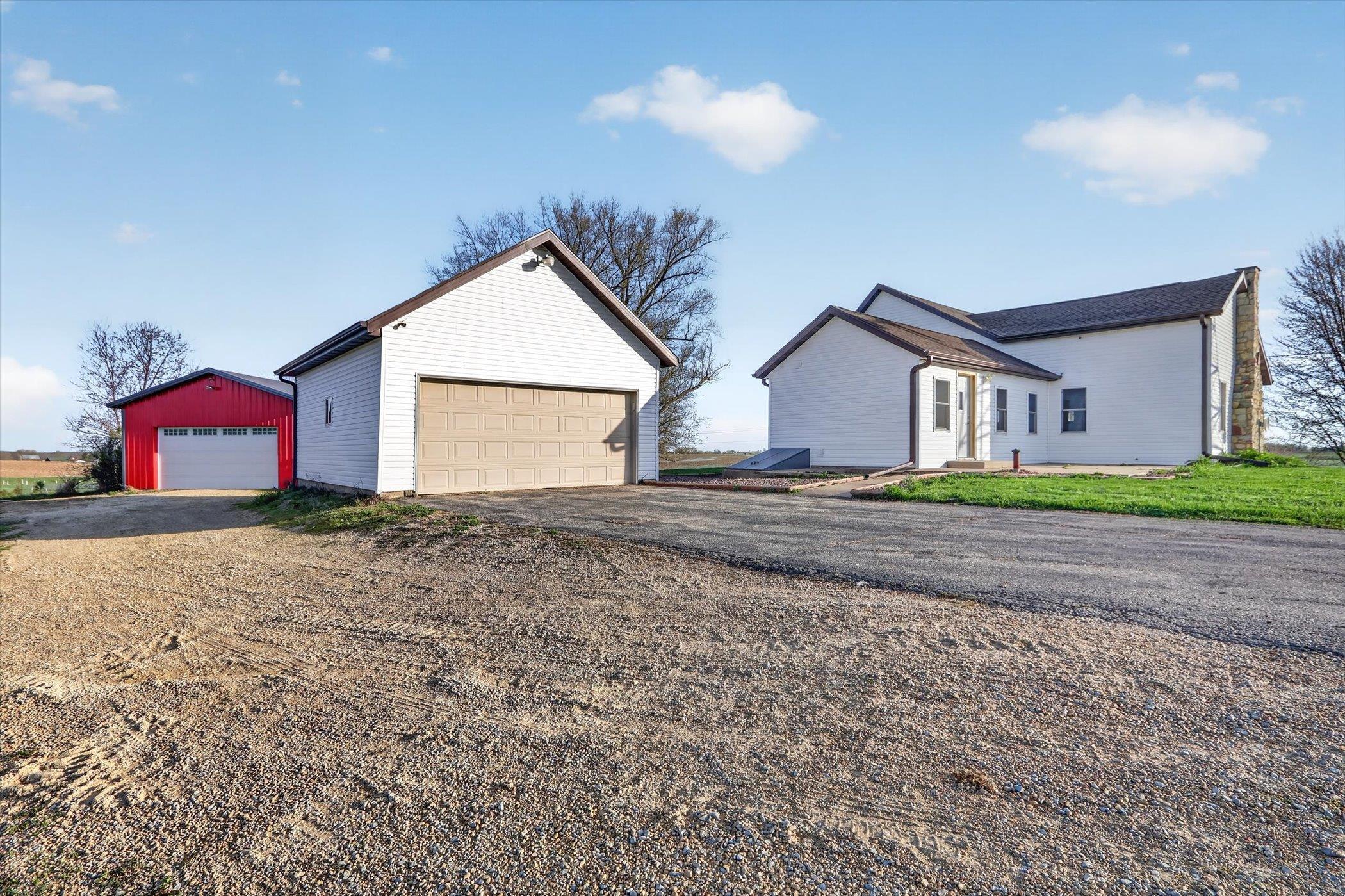 8357 N Territorial Road