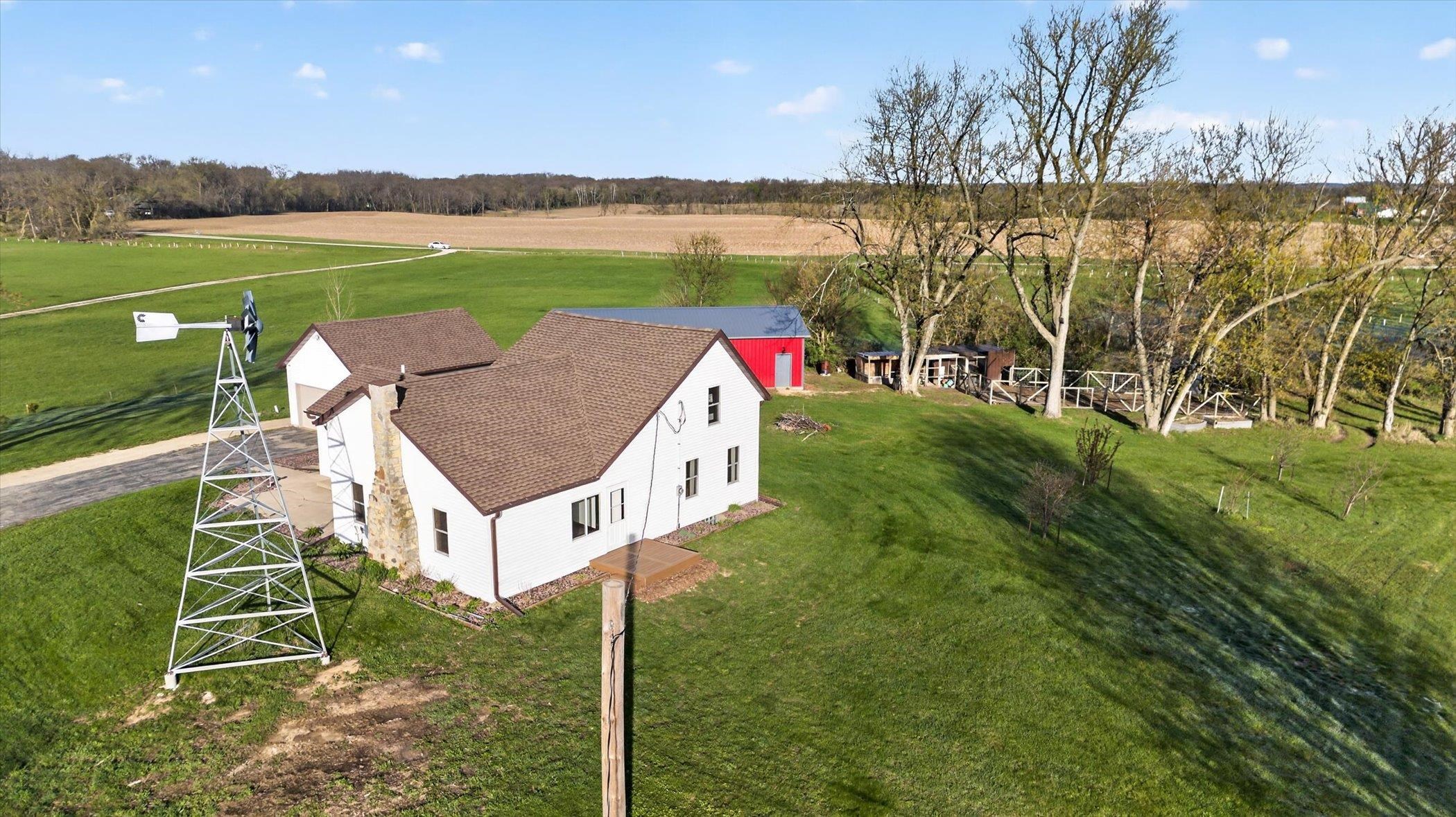 8357 N Territorial Road