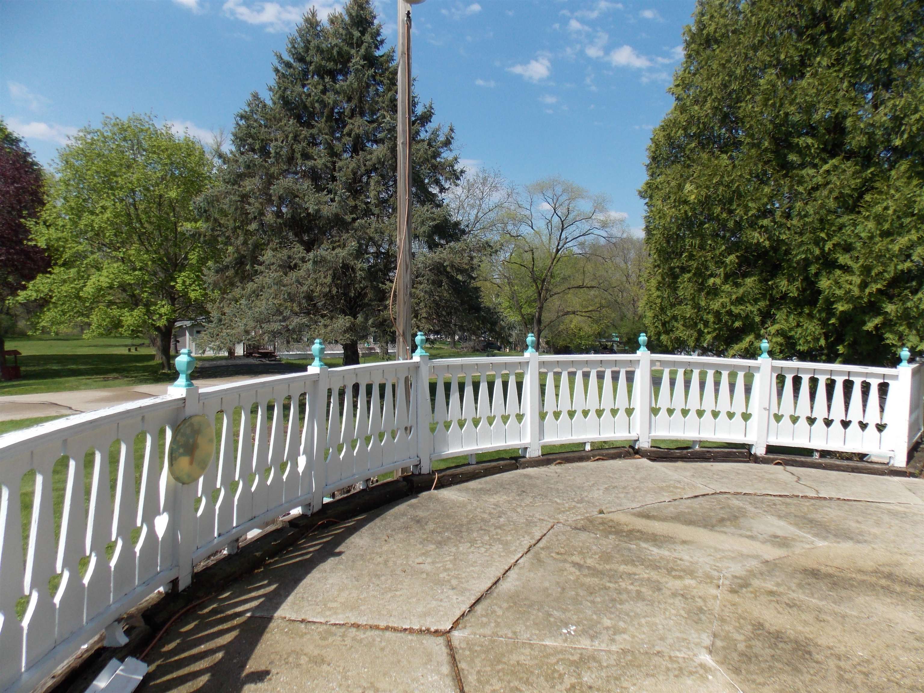 355 Skyline Drive